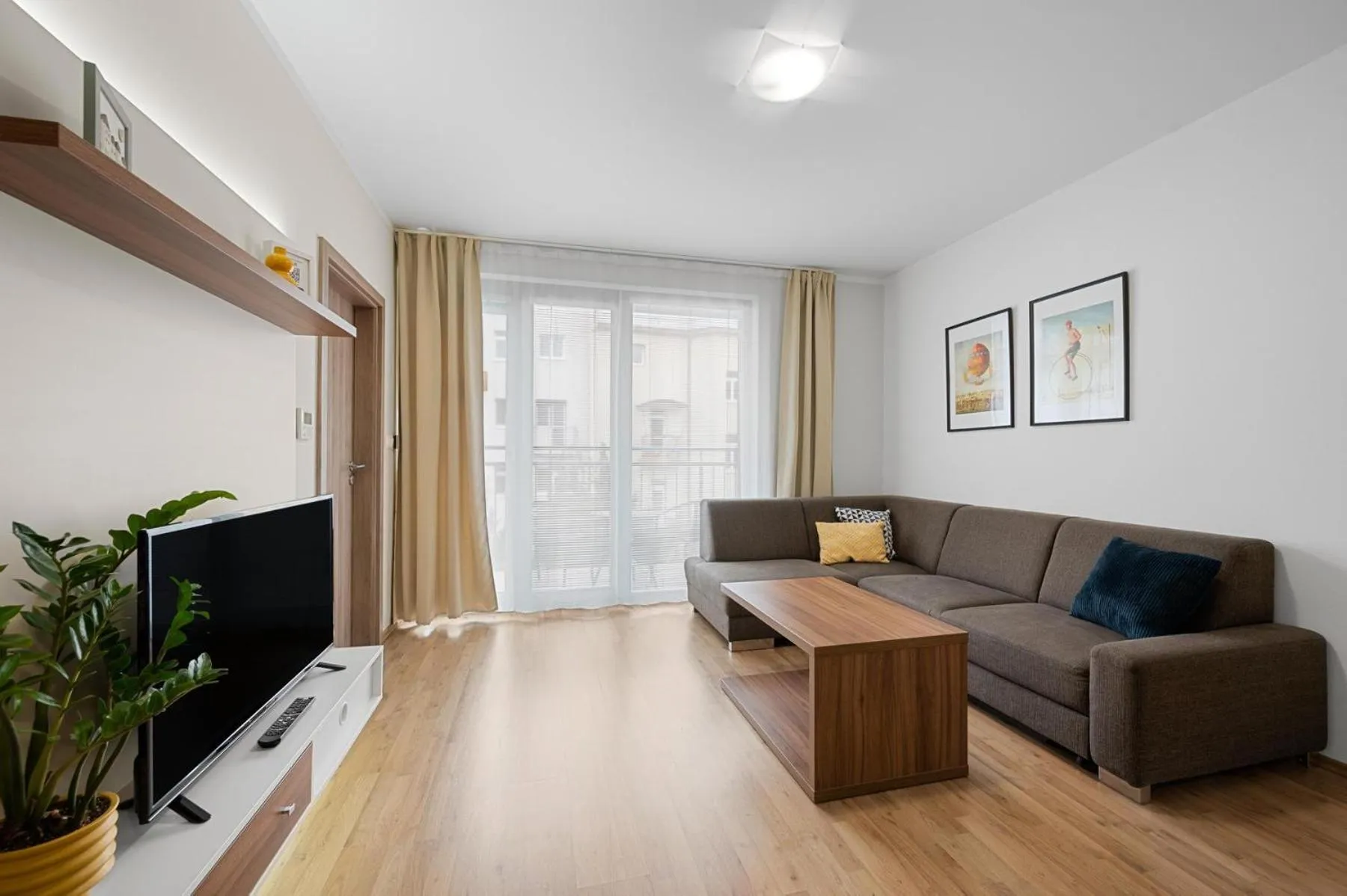 TV and multimedia in Apart Hotel VIRGO