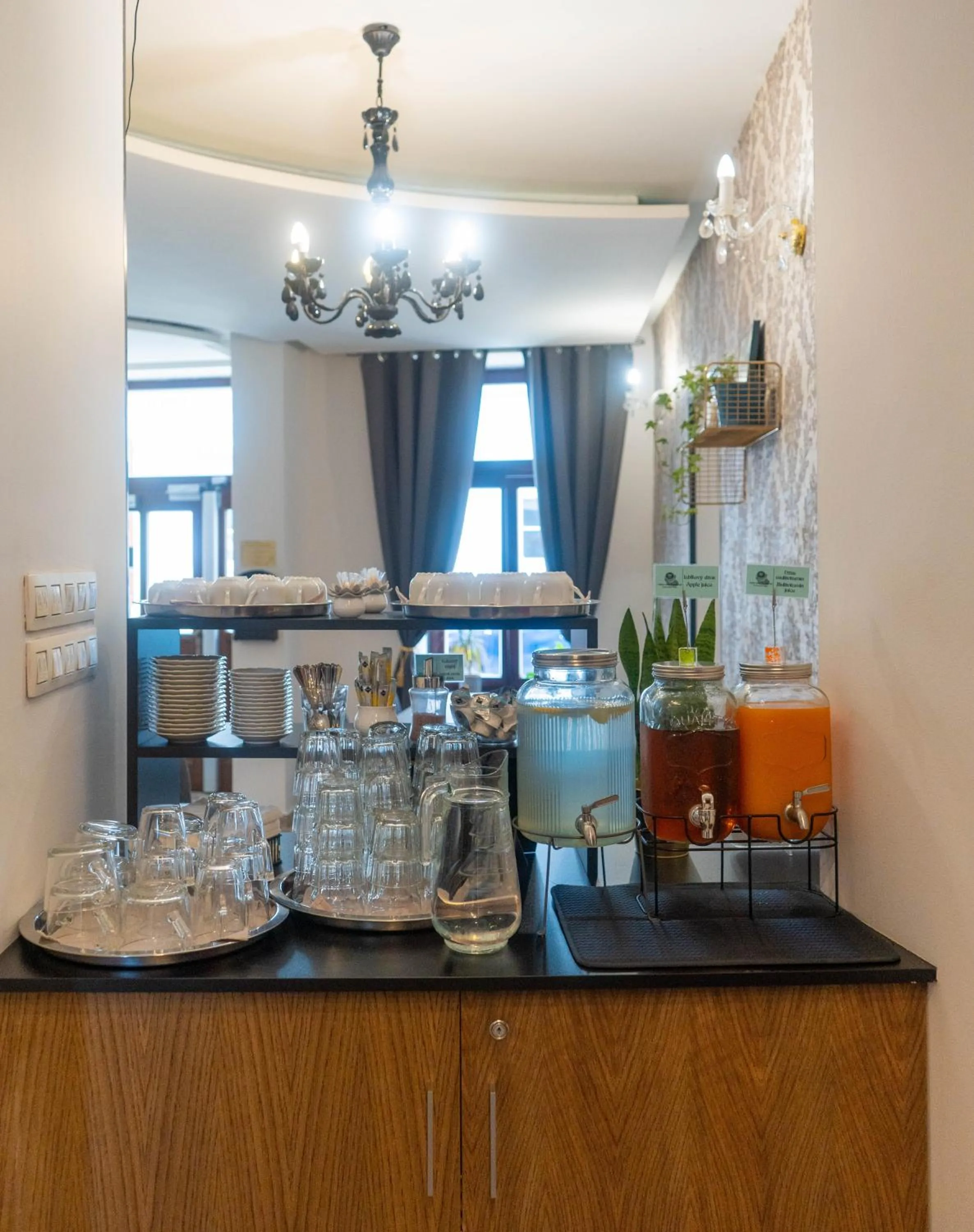 Breakfast in Apart Hotel VIRGO