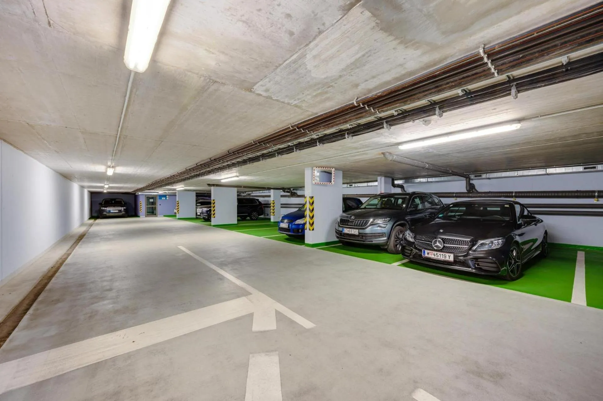 Parking in Apart Hotel VIRGO