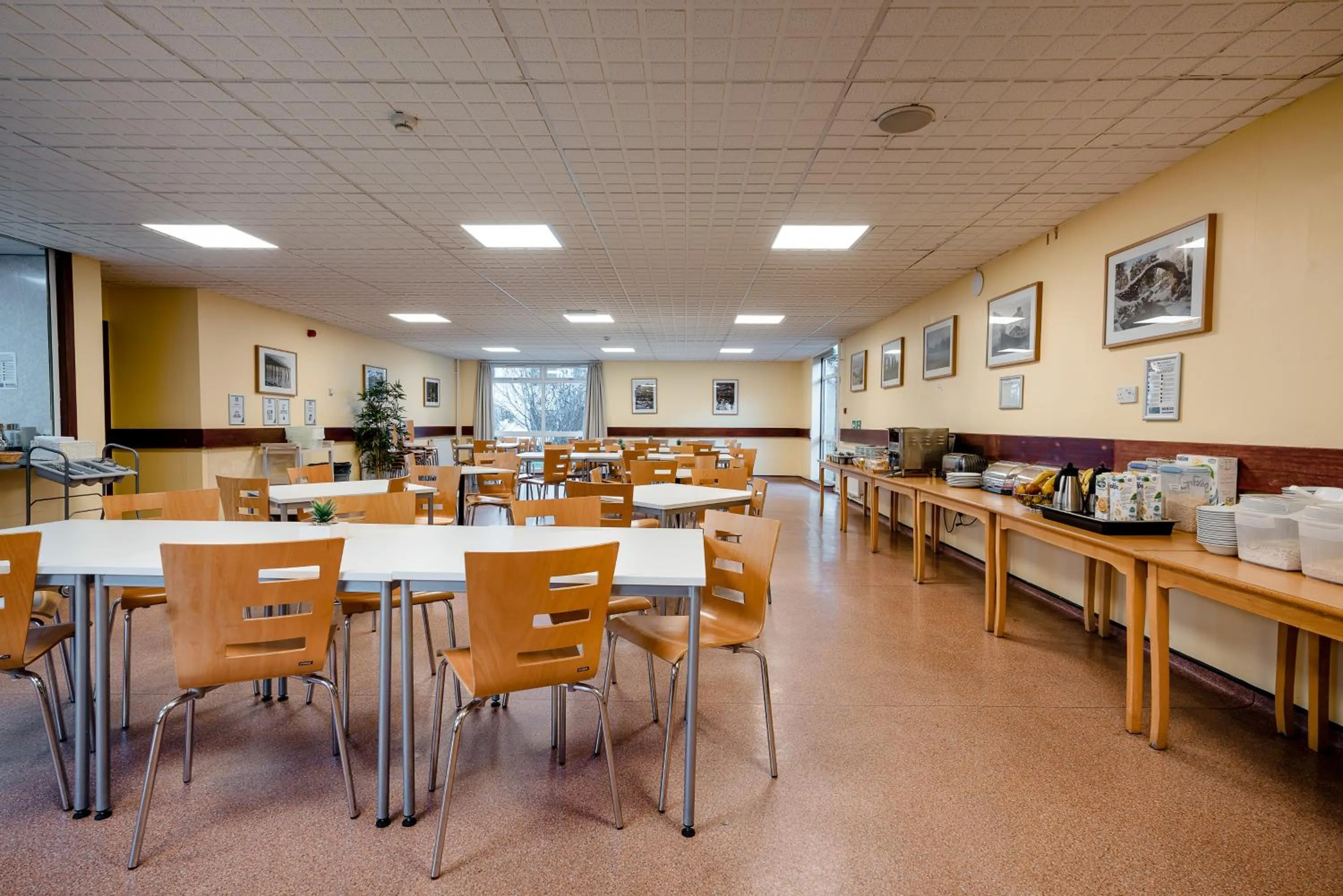 Dining area in Inverness Youth Hostel