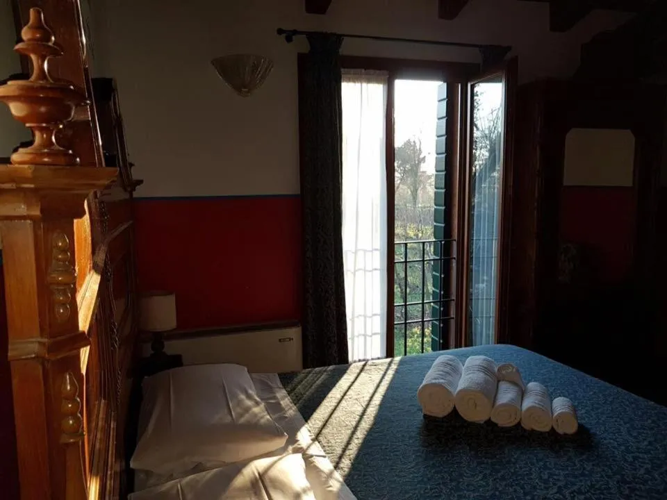 Bedroom, Bed in Agriturismo Villa Mocenigo