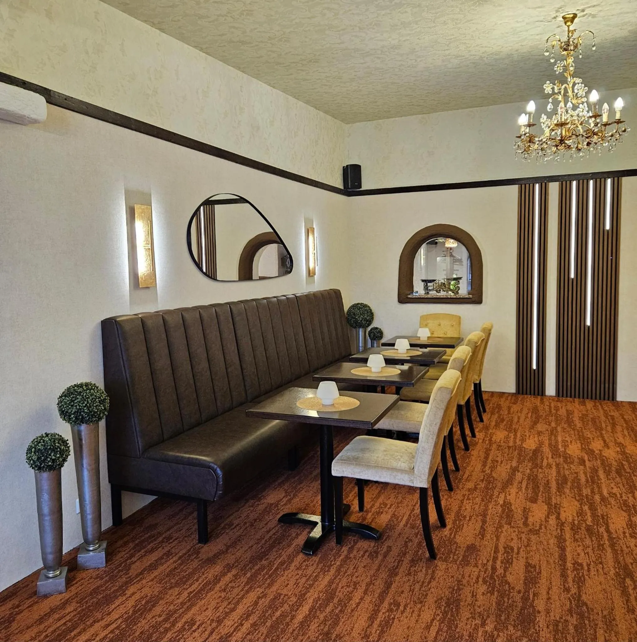 Lounge or bar in CONTEL Hotel