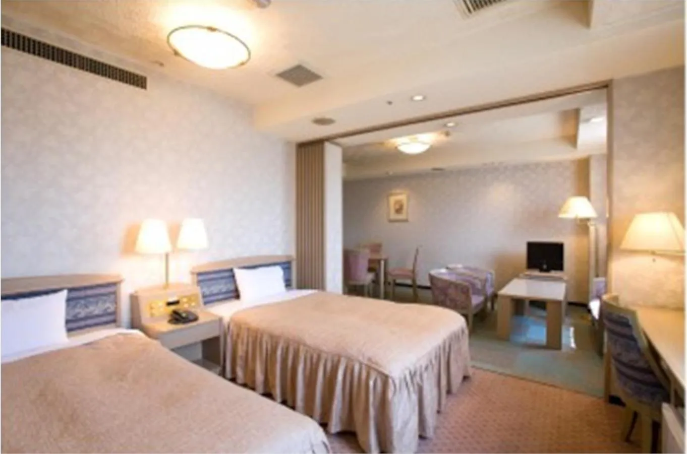 Photo of the whole room, Bed in Highness Hotel Kurume