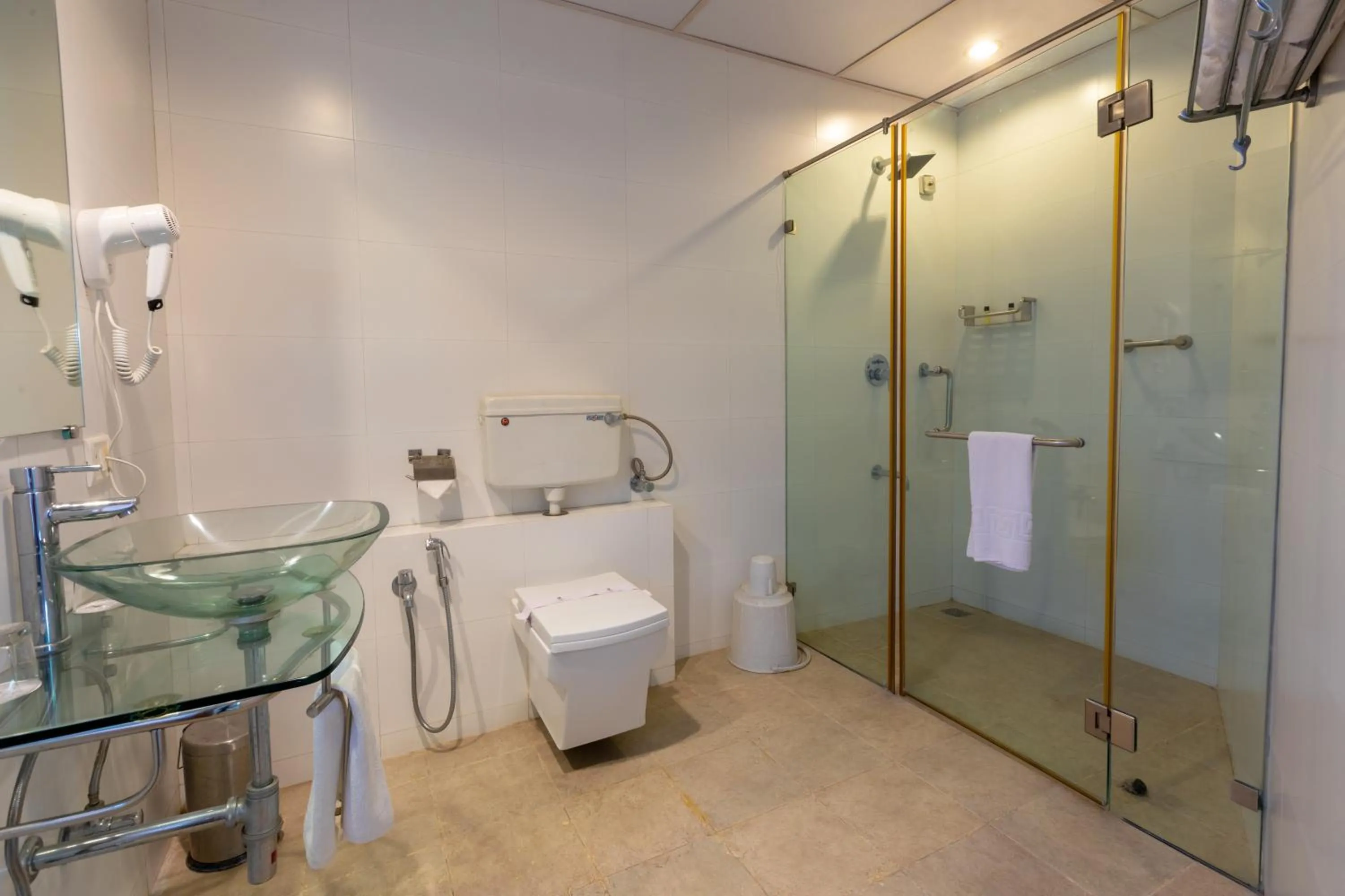 Bathroom in Grand Hotel Mumbai - Ballard Estate, Fort