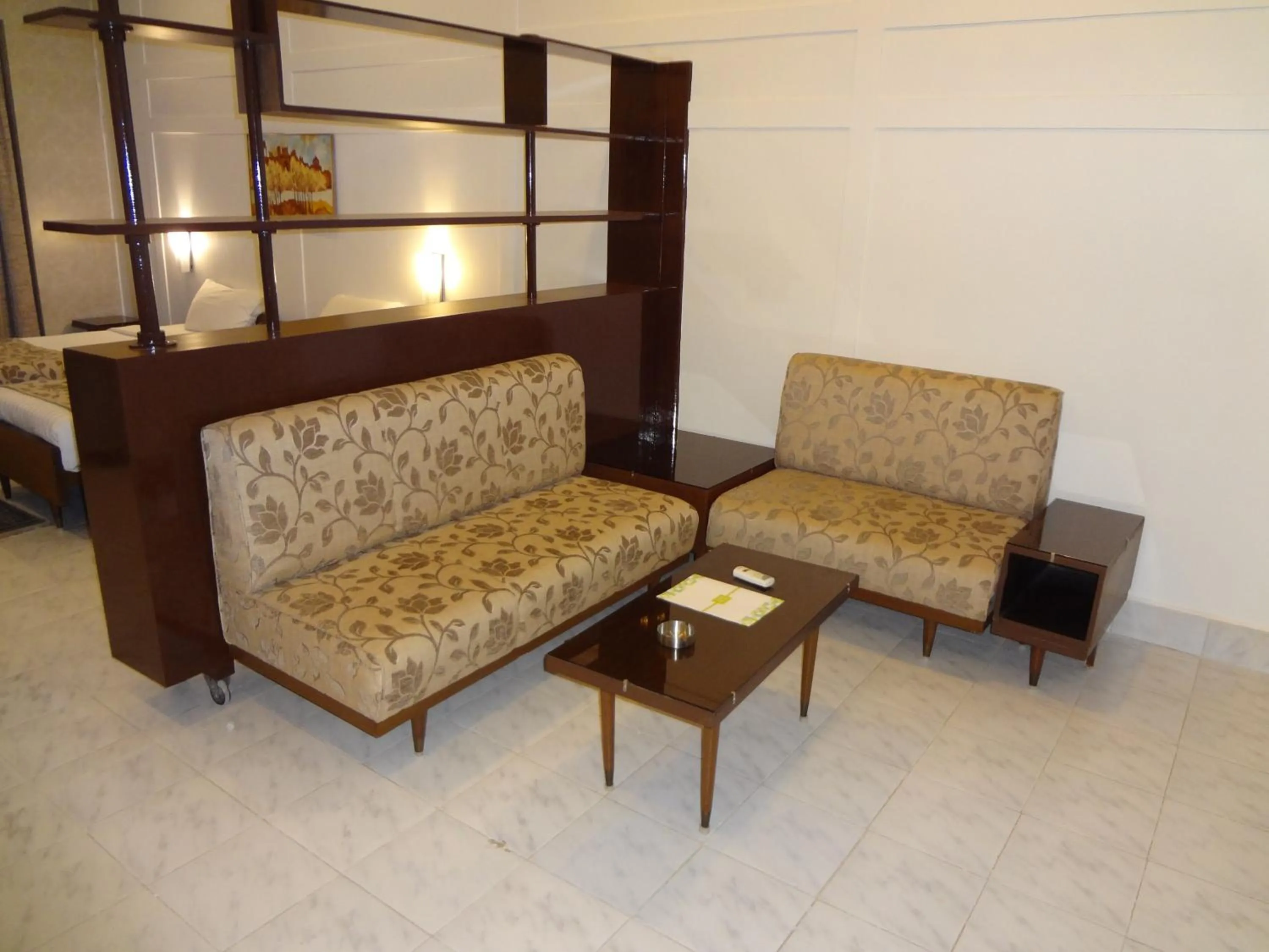 Living room in Grand Hotel Mumbai - Ballard Estate, Fort