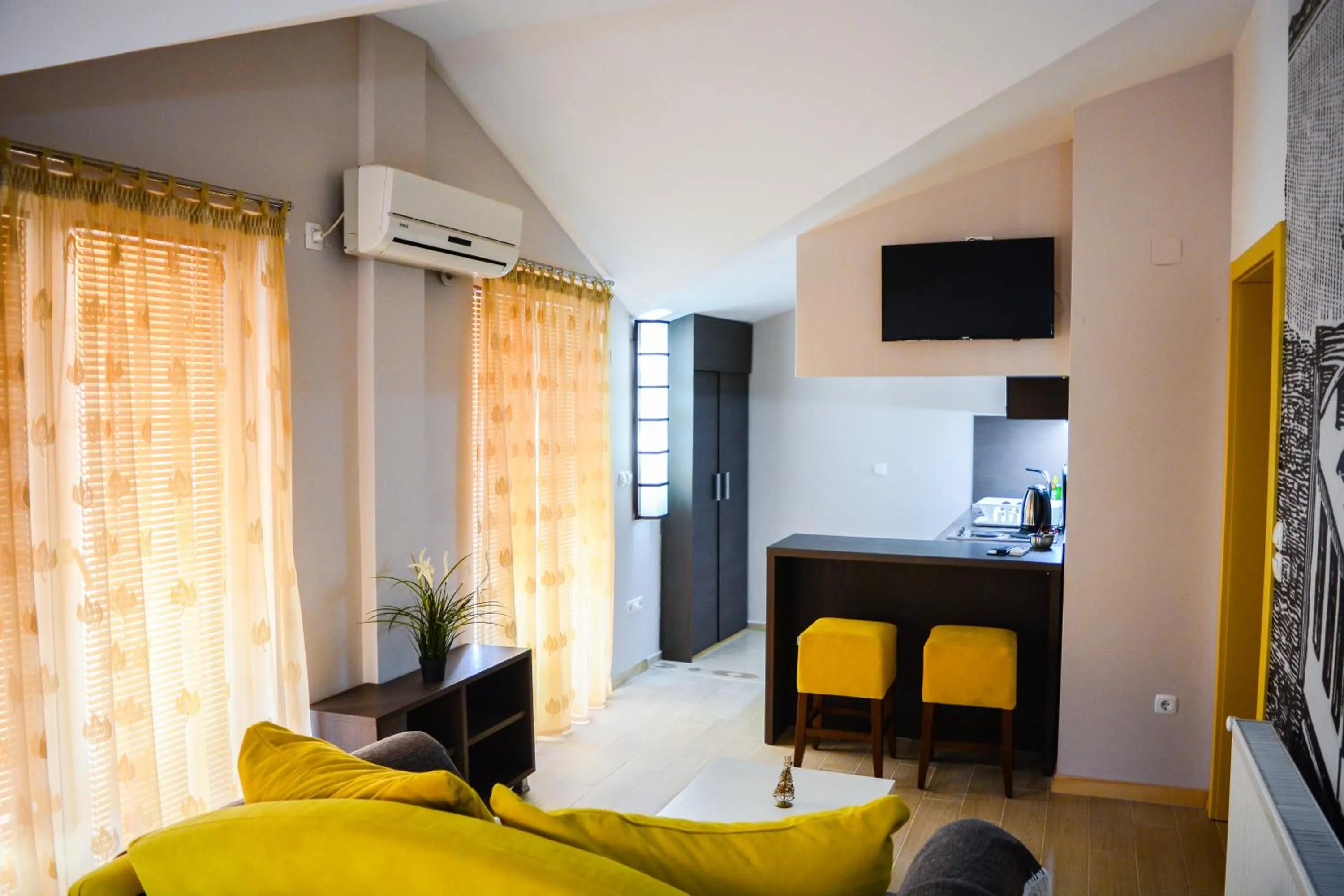 Di Angolo Apartments