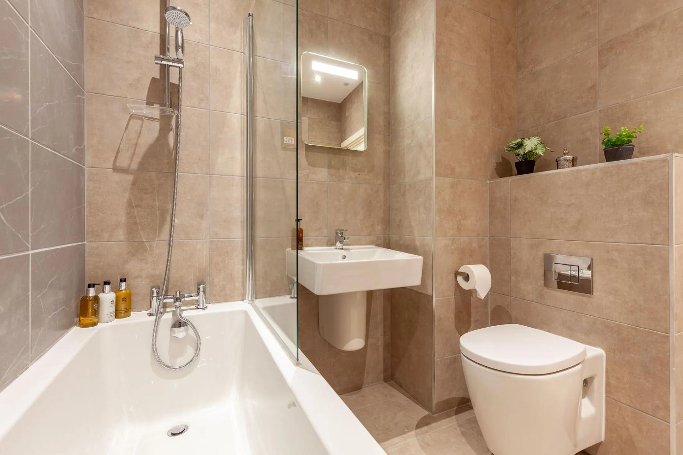 Shower in KSpace @ The Point