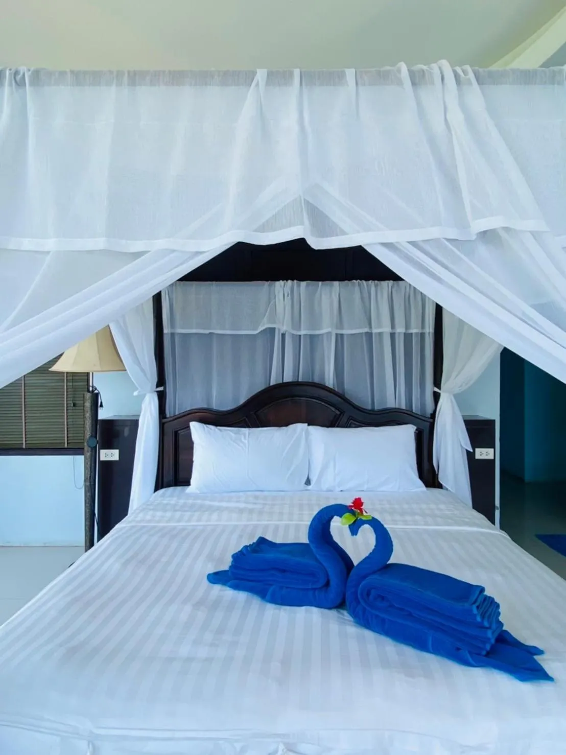 Bed in Koh Tao Regal Resort - SHA Plus