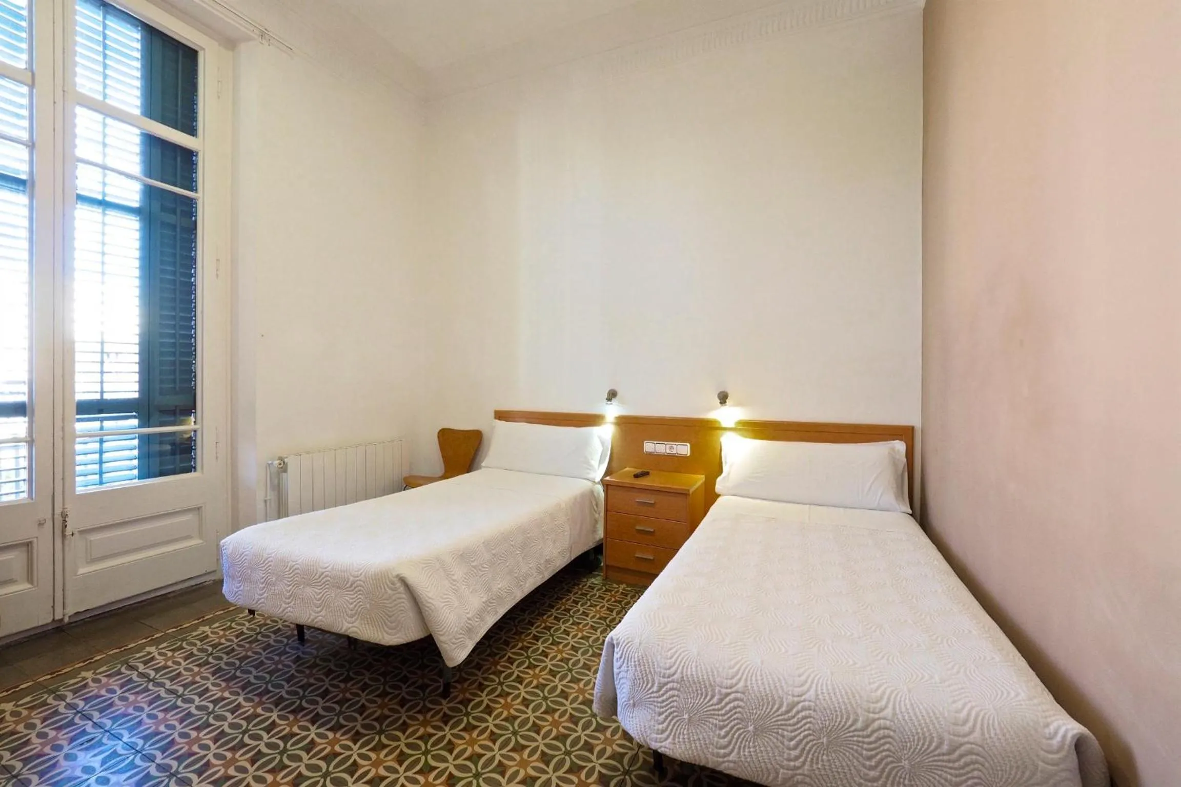 Day, Bed in Pensión Peiró