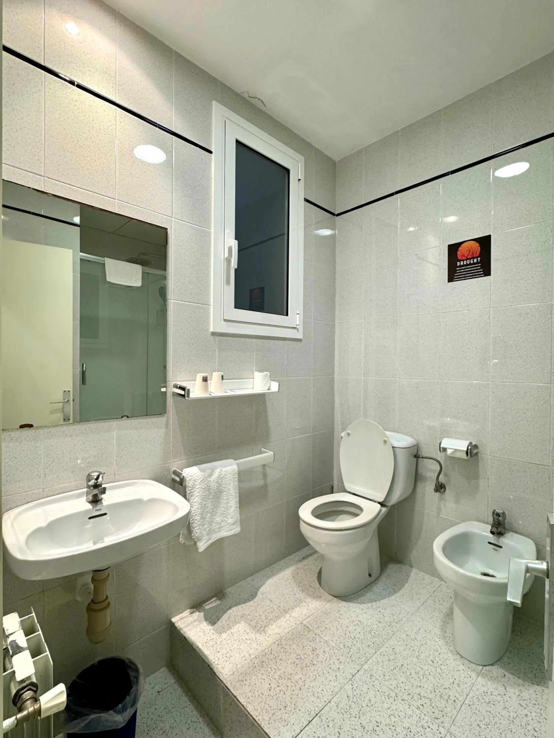 Bathroom in Pensión Peiró