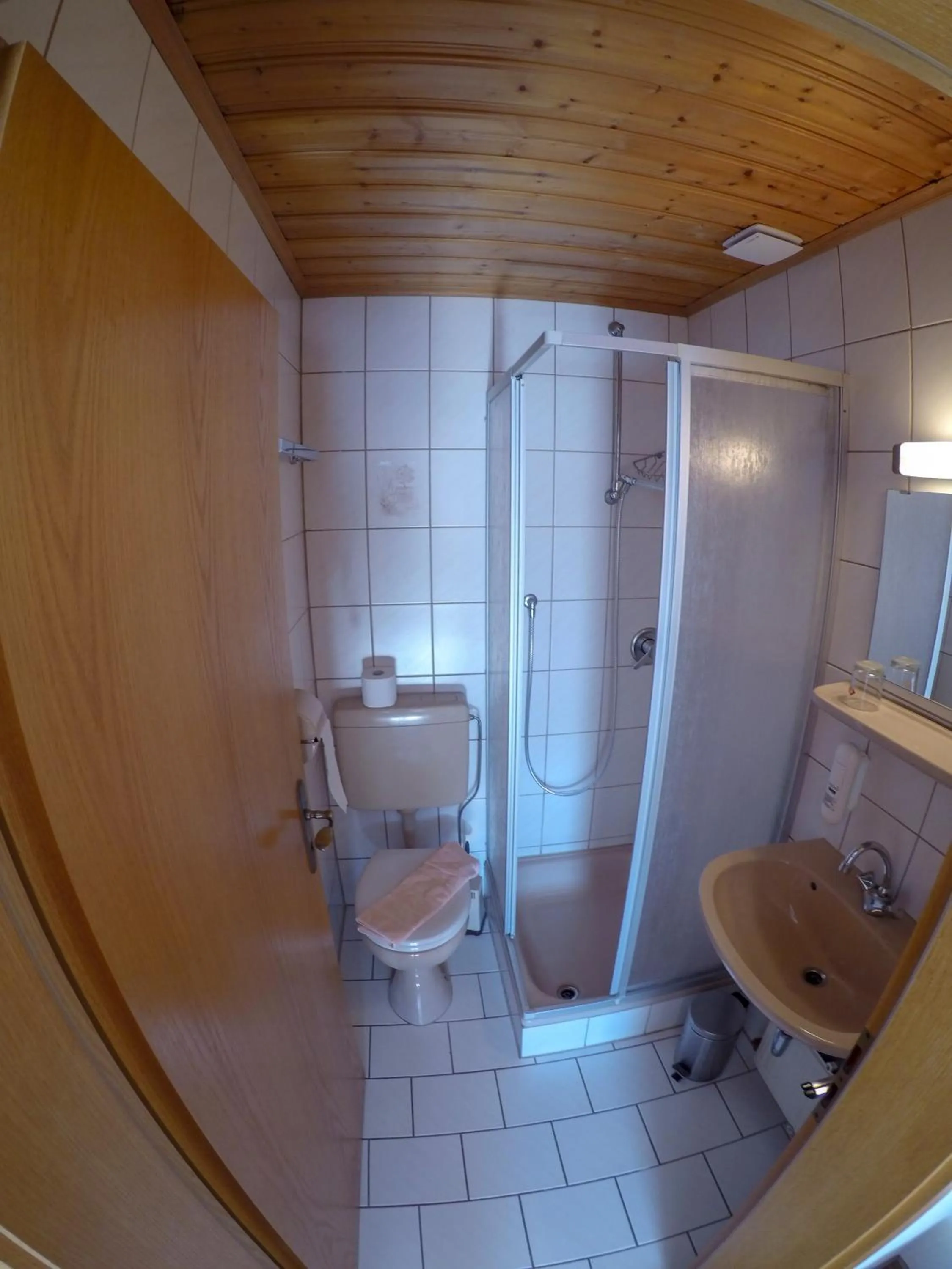 Photo of the whole room in Hotel Gasthof Altmann