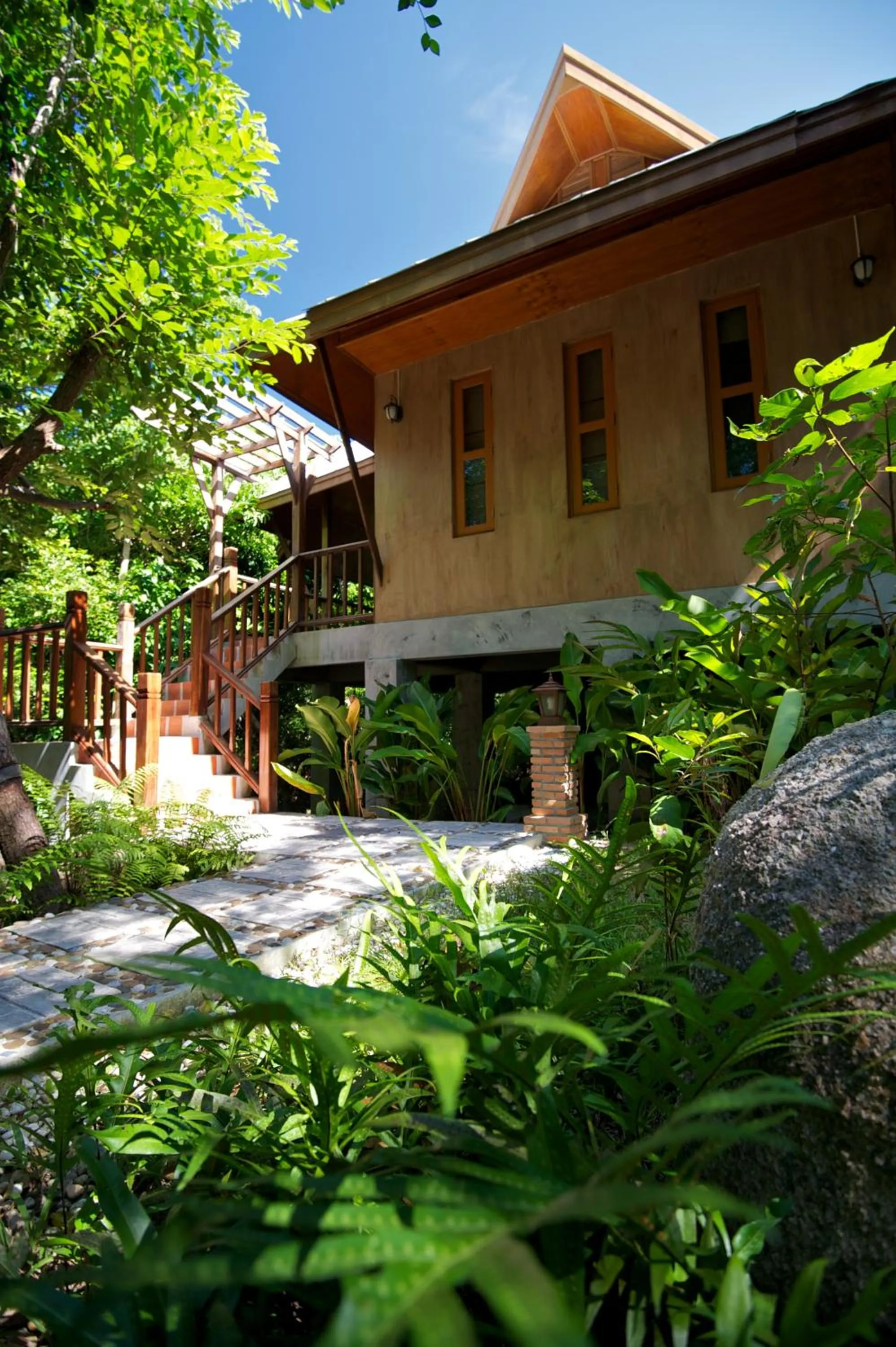 Family in Tanote Villa SHA Extra Plus