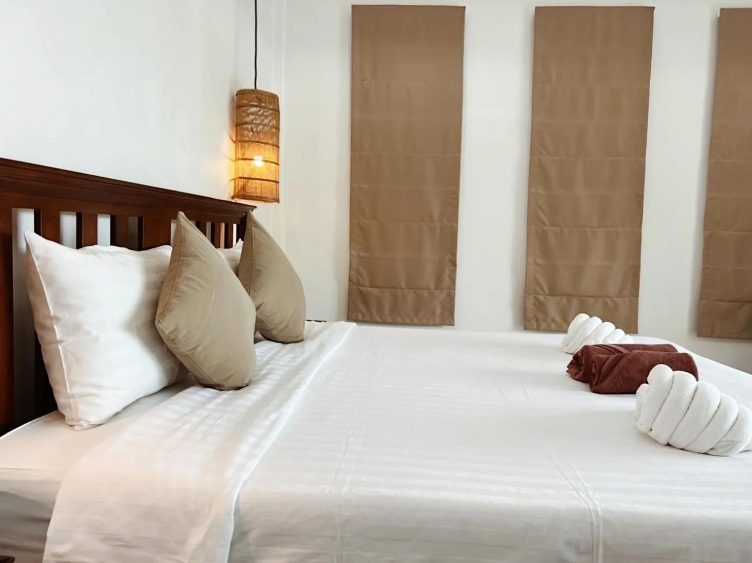 Bed in Tanote Villa SHA Extra Plus