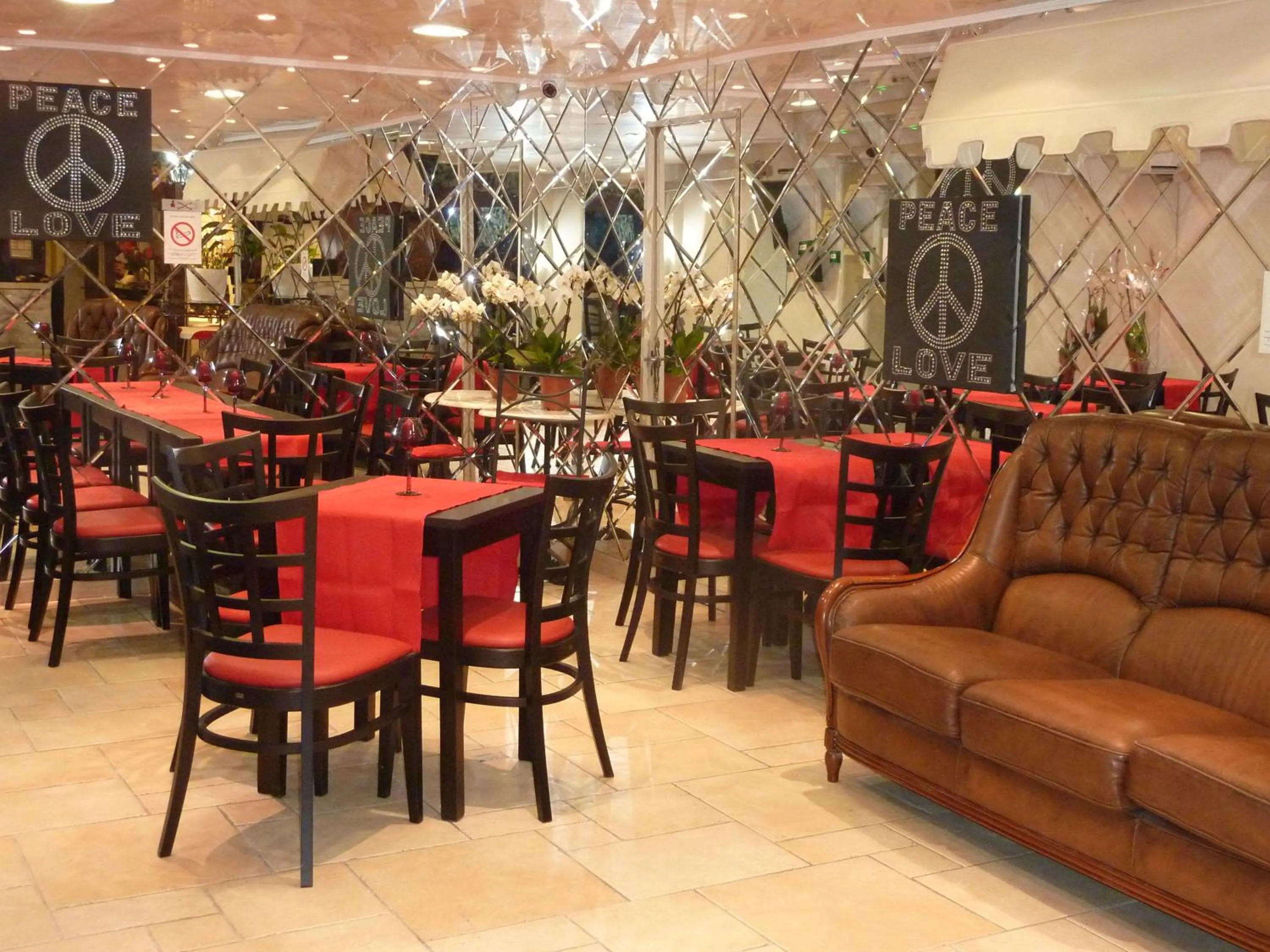 Restaurant/places to eat in Hôtel Villa Boeri