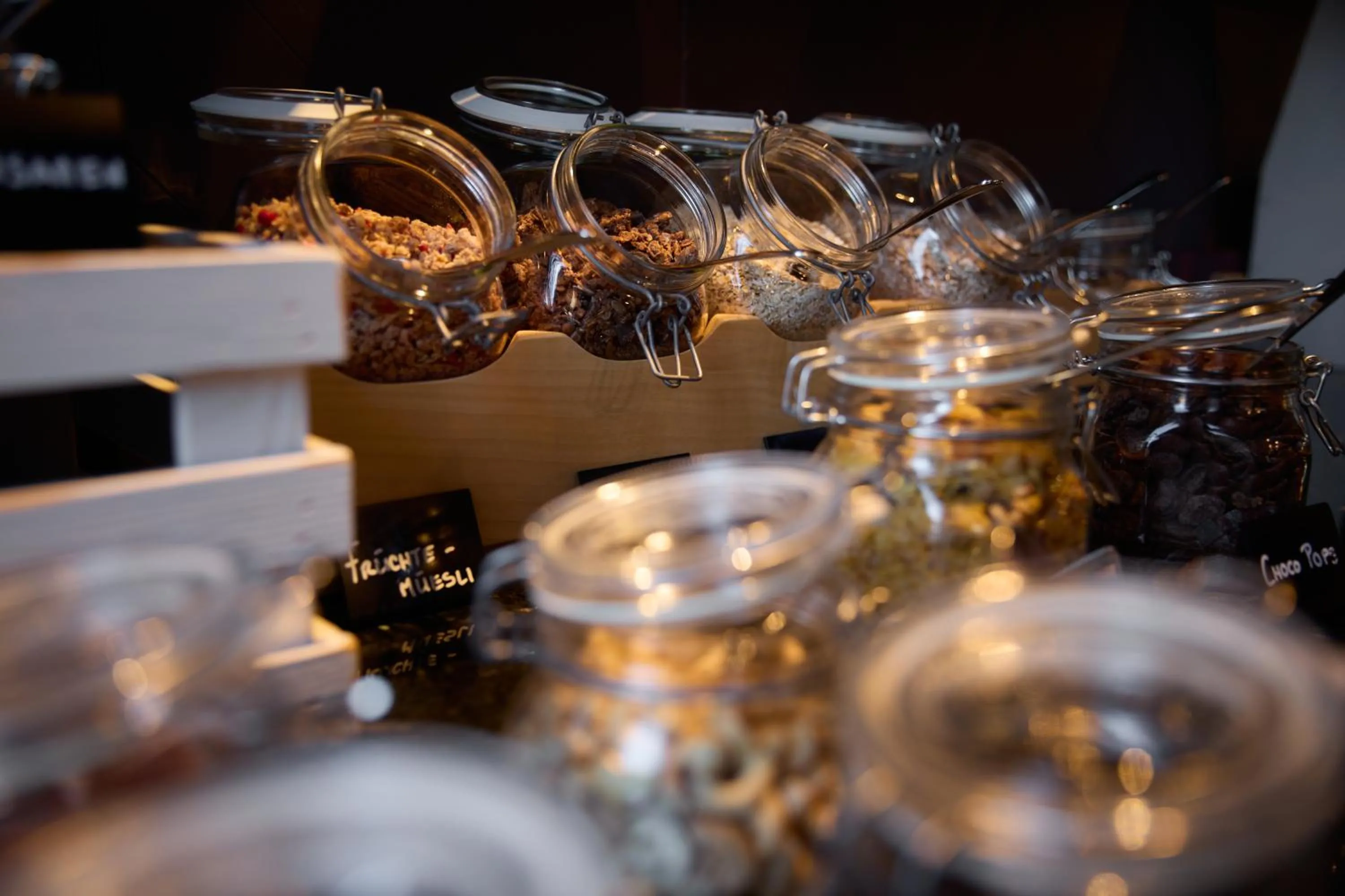 Restaurant/places to eat in Me and All Hotel Flims, by Hyatt