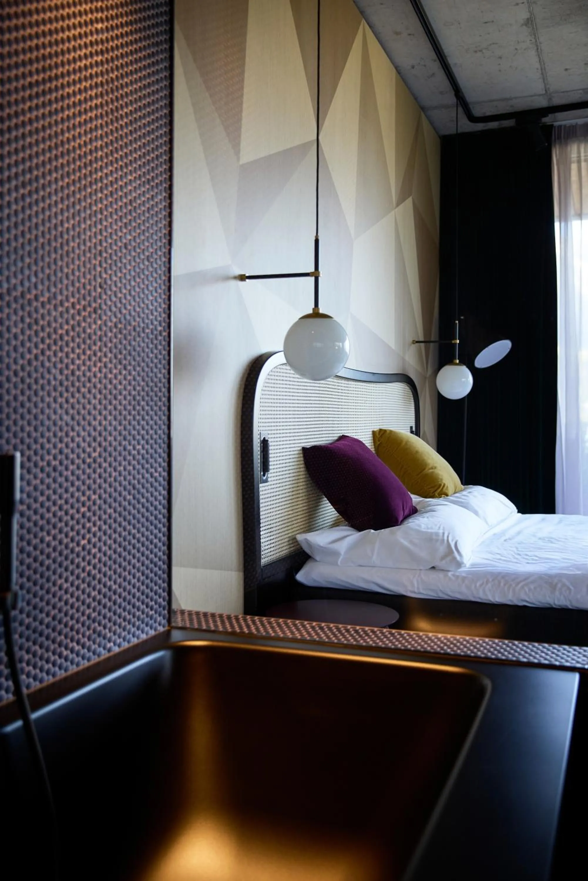 Public Bath, Bed in Me and All Hotel Flims, by Hyatt