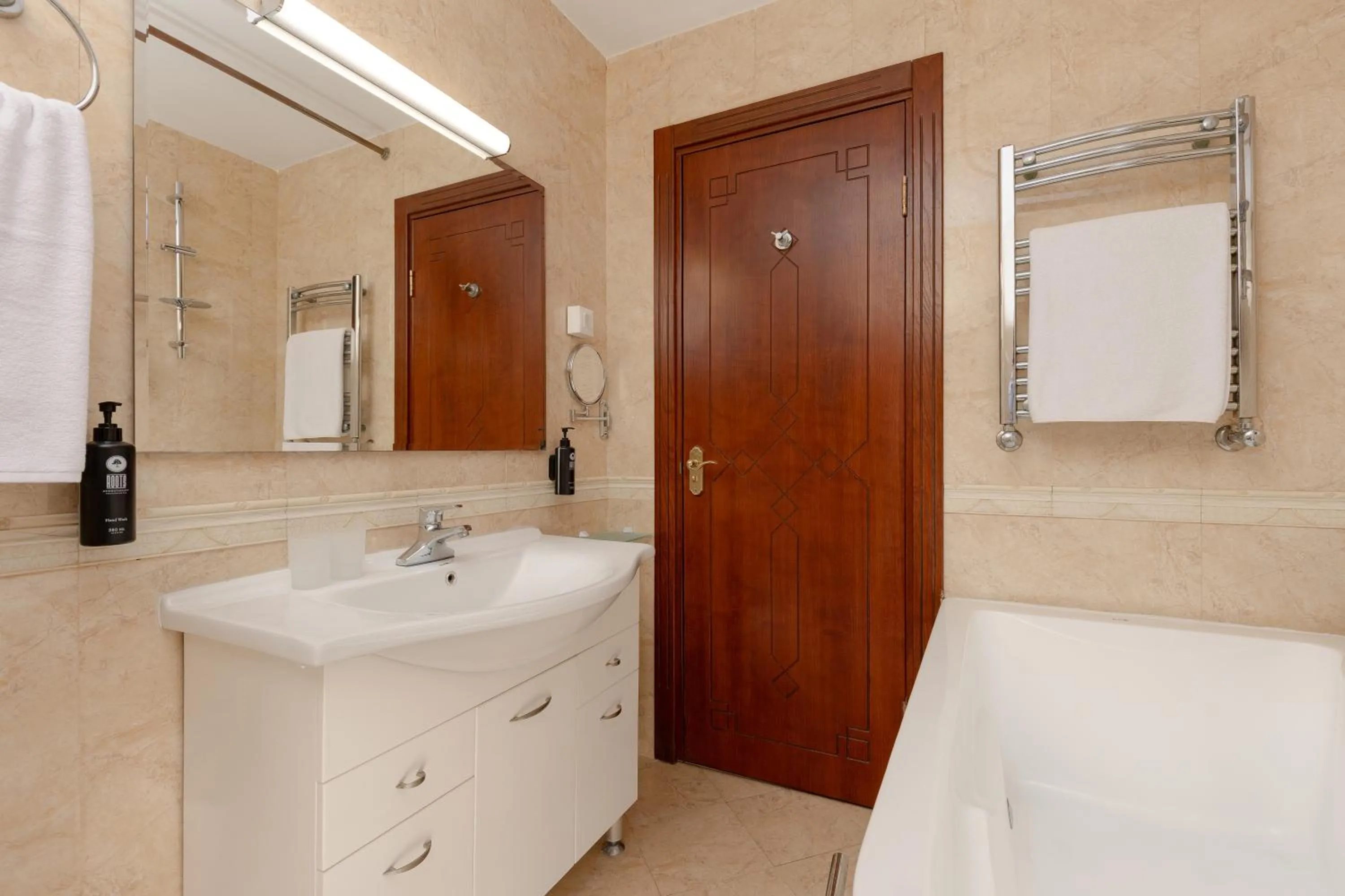 Bathroom in Ramada Plaza by Wyndham Gence