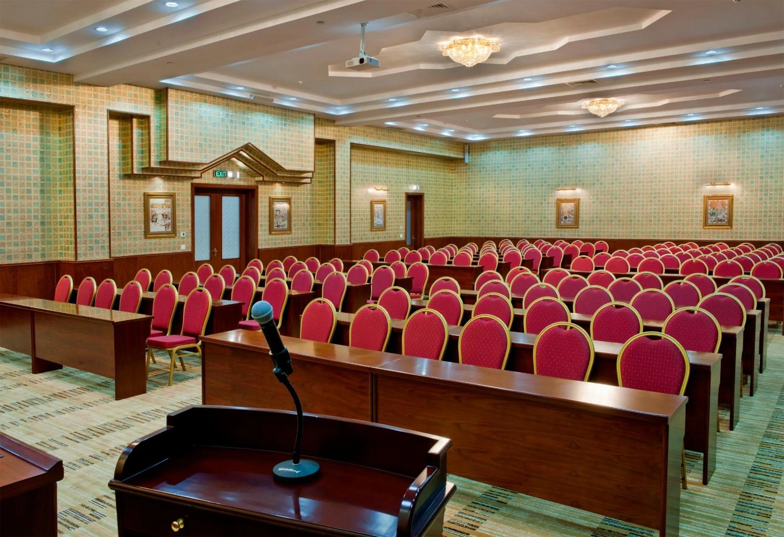 Business facilities in Ramada Plaza by Wyndham Gence