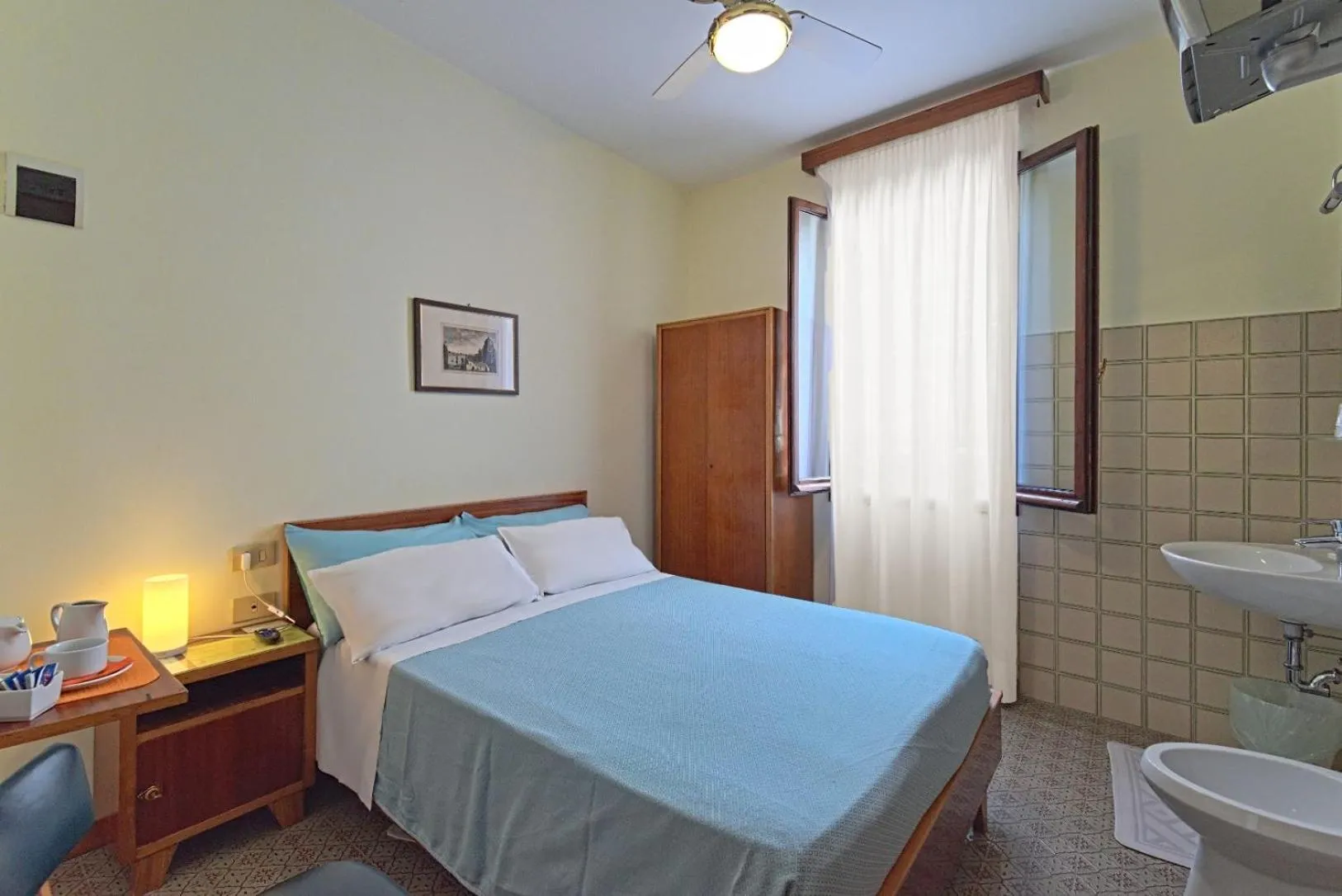 Bed in Albergo Al Gobbo