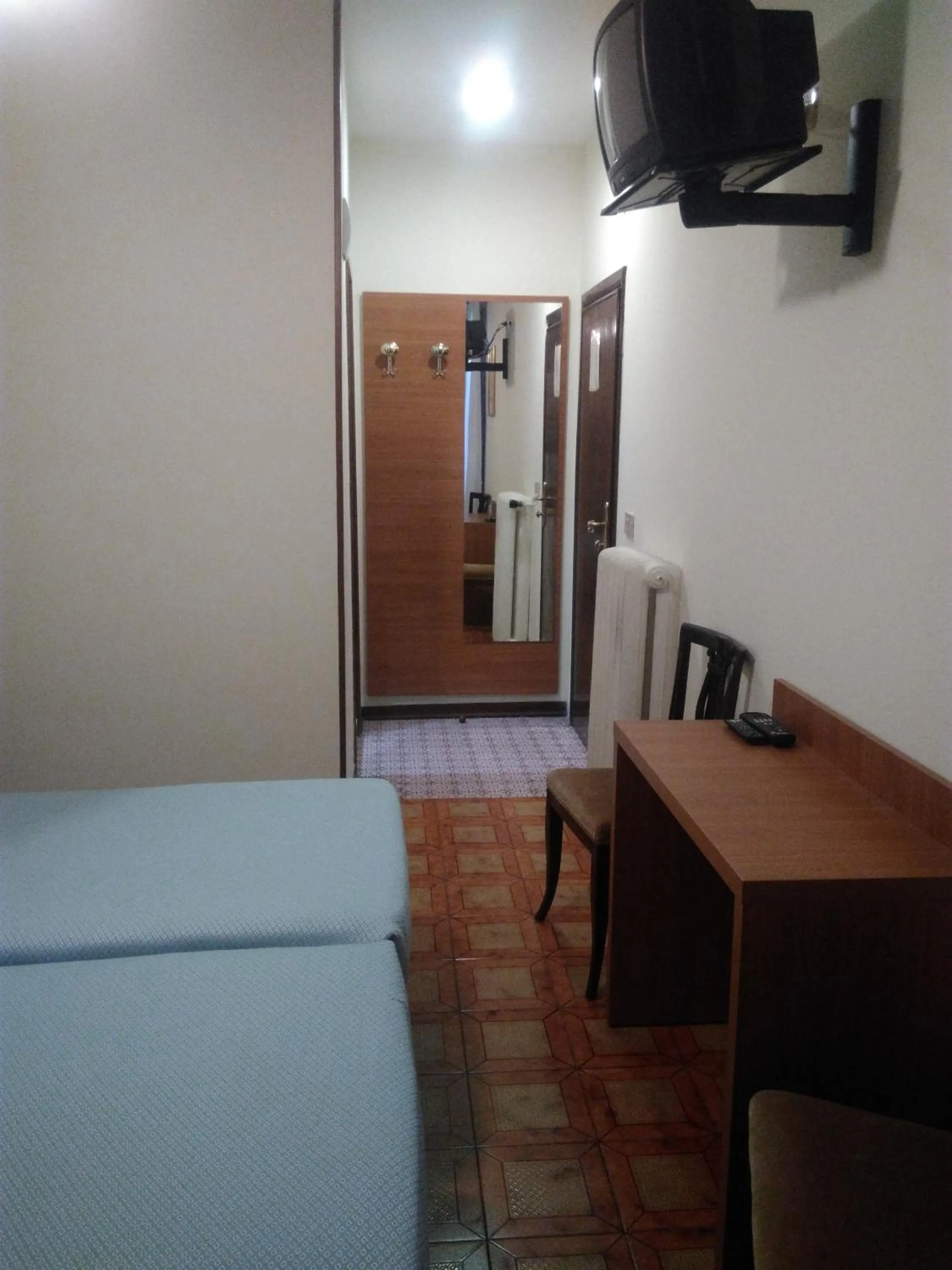 Photo of the whole room, Bed in Albergo Al Gobbo