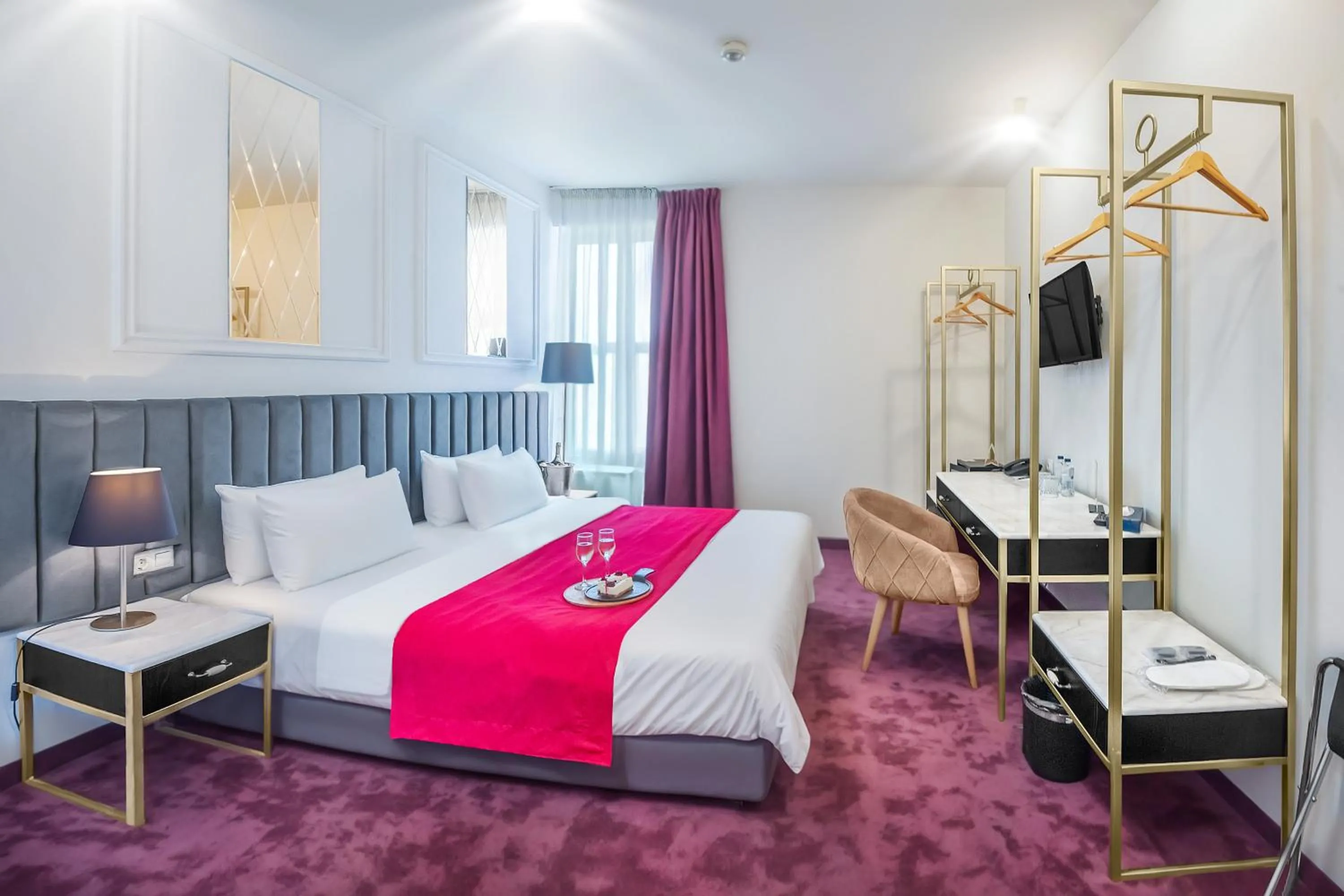 Bedroom, Bed in King Gorgasali