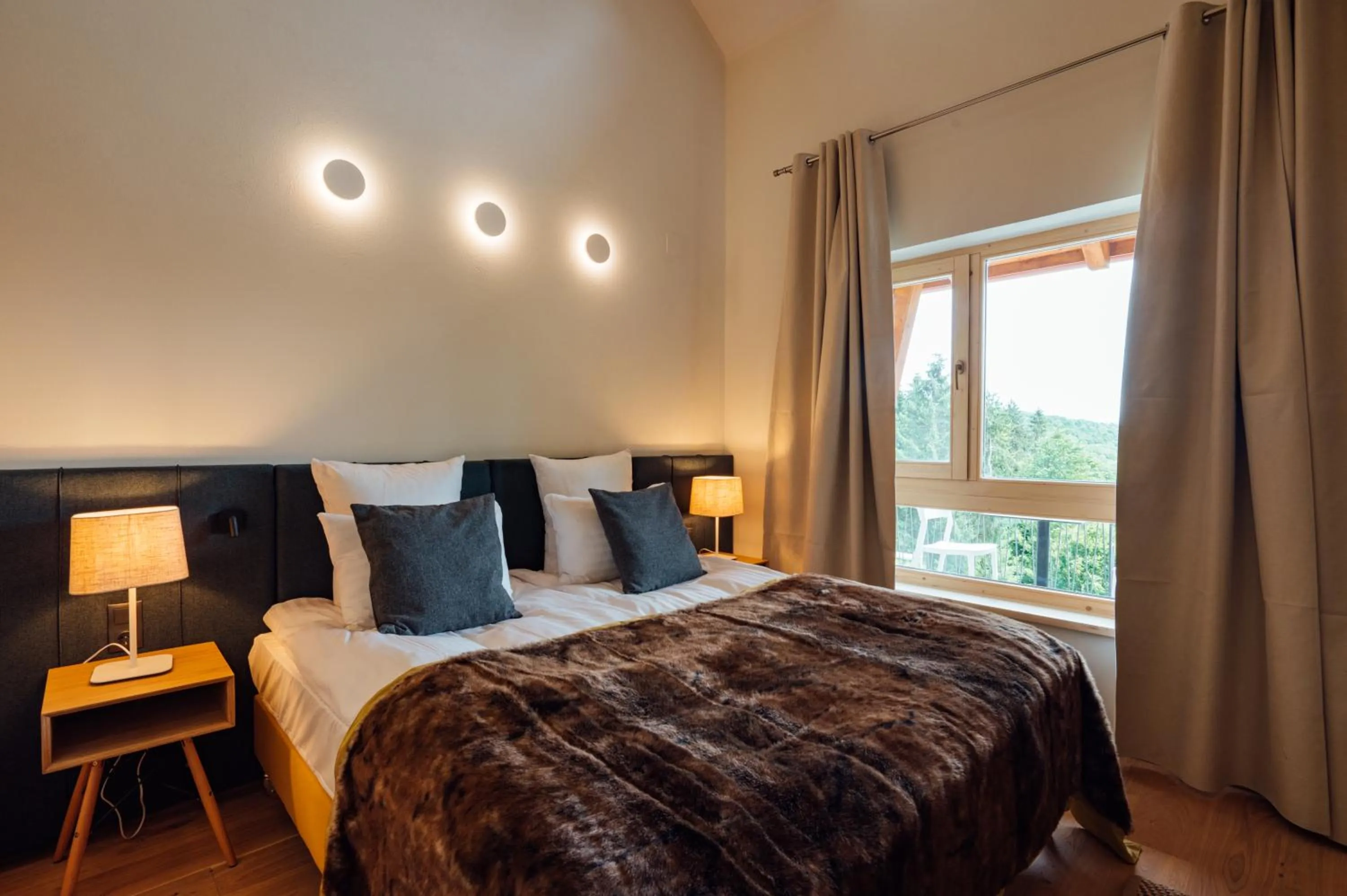 Bed in Balvanyos Resort - Peakture Hotel & Grand Hotel Balvanyos