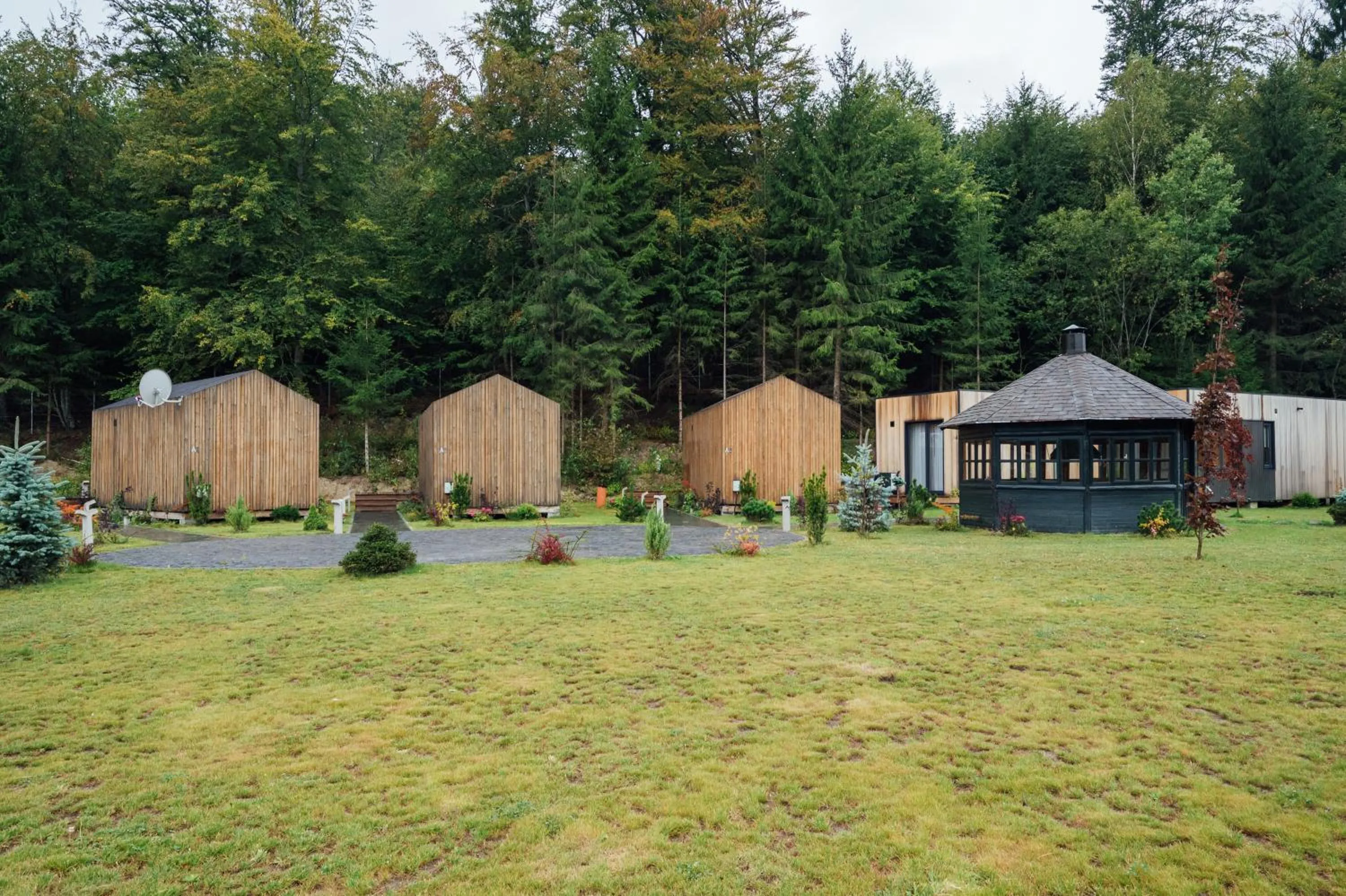 Property building in Balvanyos Resort - Peakture Hotel & Grand Hotel Balvanyos