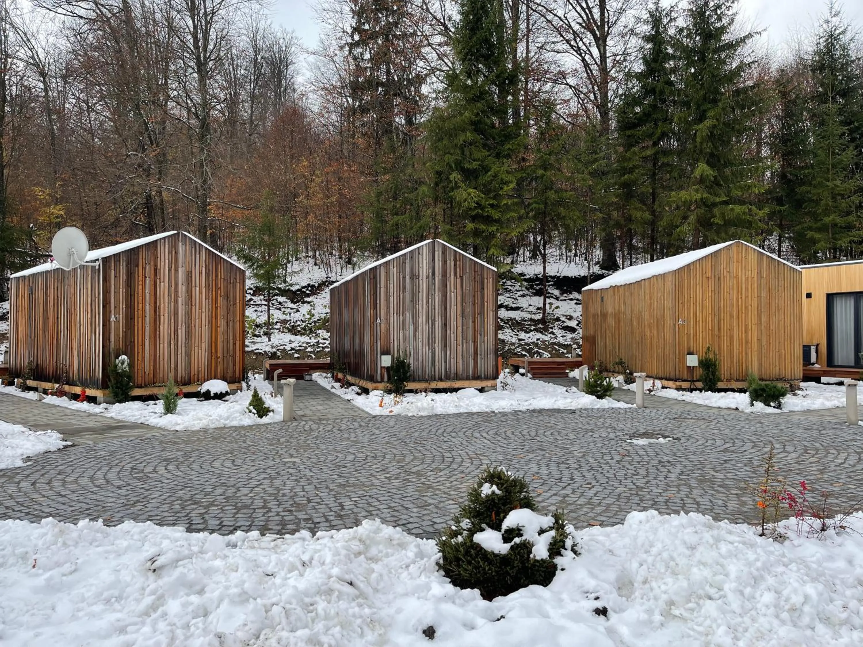 Property building in Balvanyos Resort - Peakture Hotel & Grand Hotel Balvanyos