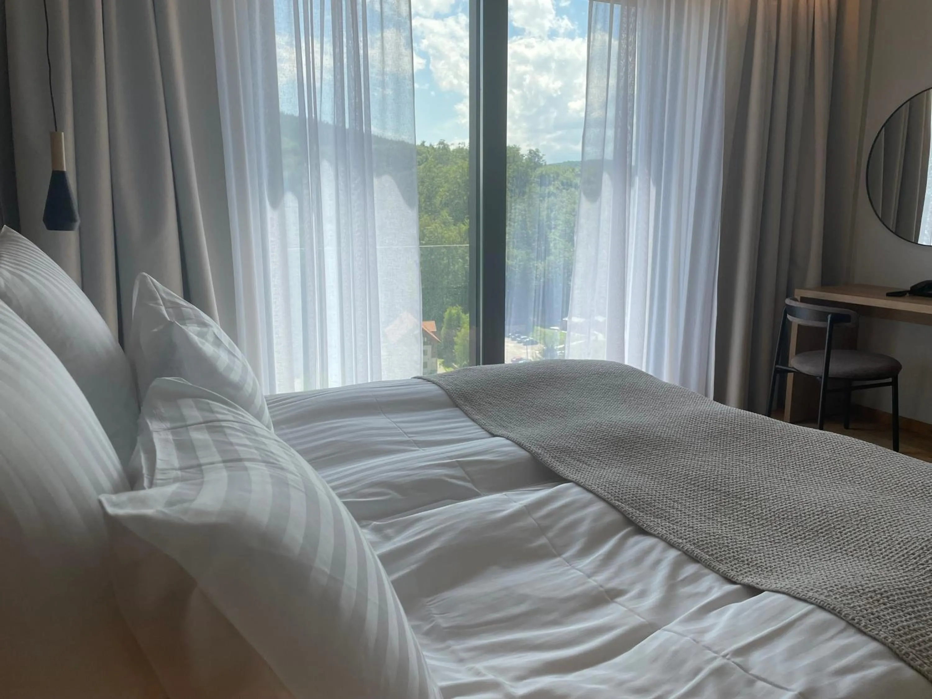 Bed in Balvanyos Resort - Peakture Hotel & Grand Hotel Balvanyos