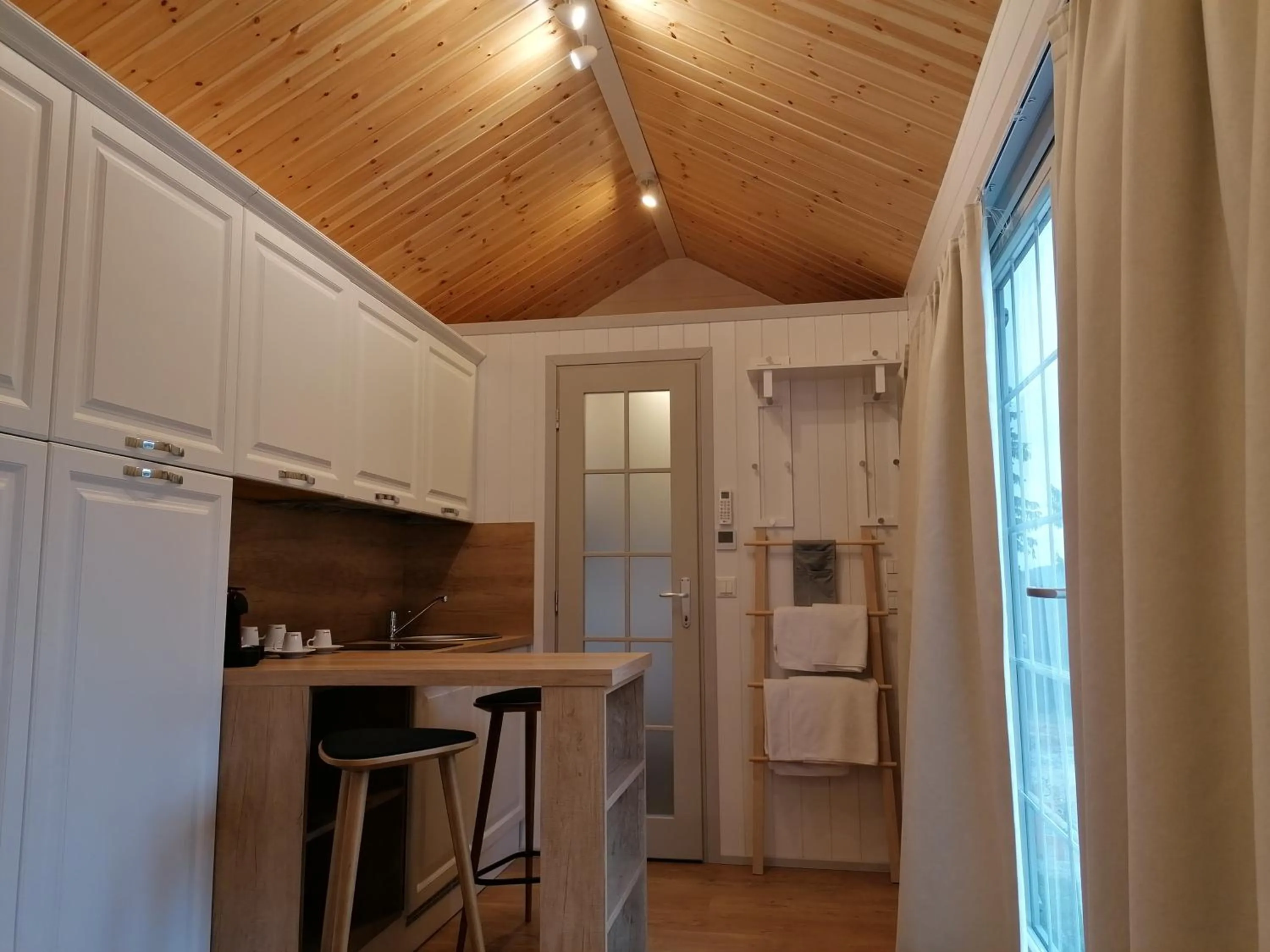 Kitchen or kitchenette in Balvanyos Resort - Peakture Hotel & Grand Hotel Balvanyos