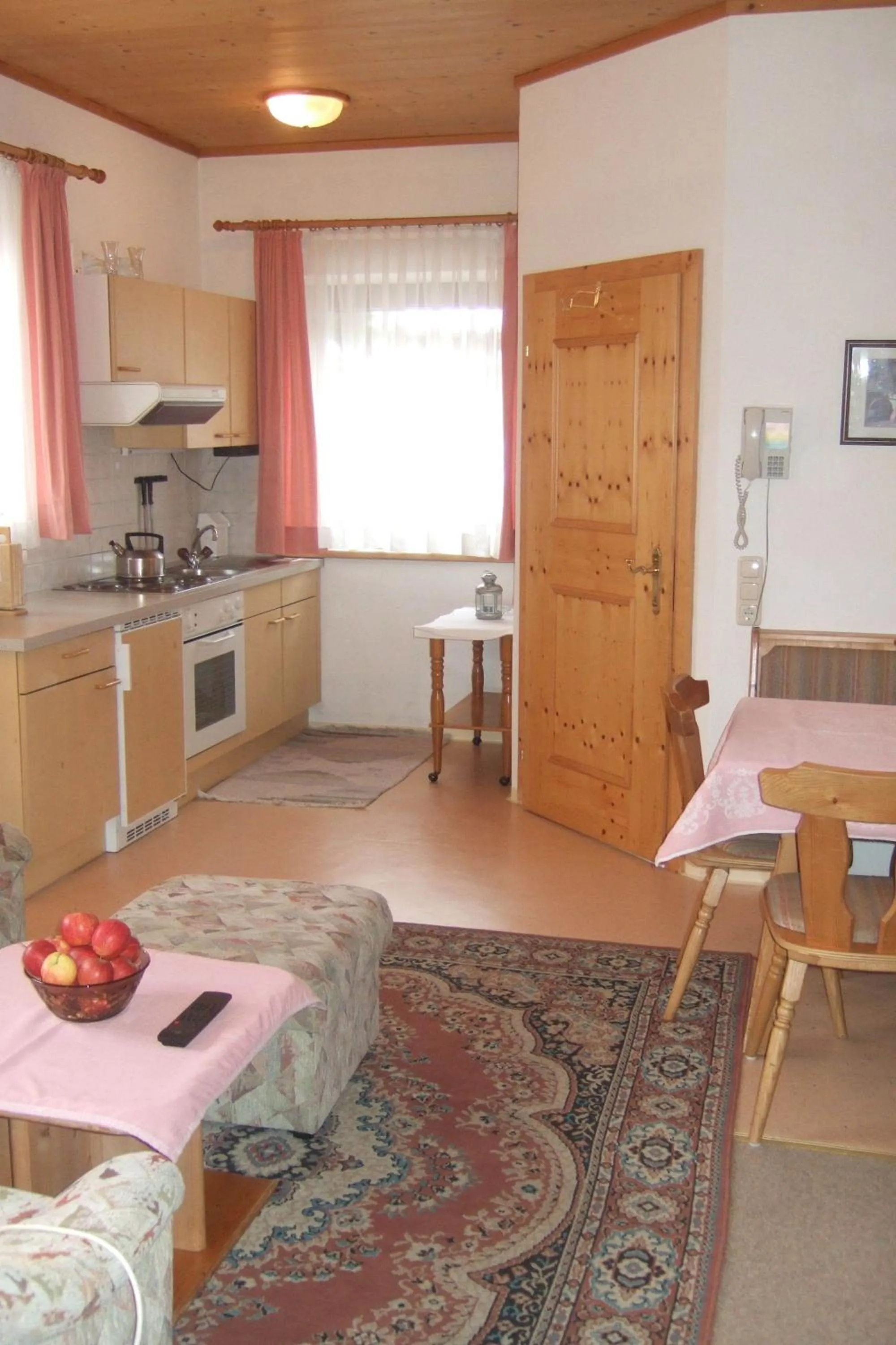 Kitchen or kitchenette in Pension Riedlsperger