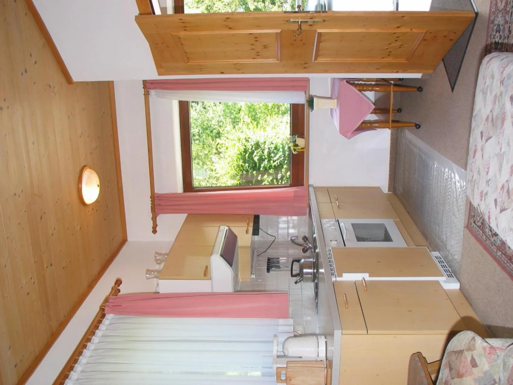 Kitchen or kitchenette in Pension Riedlsperger