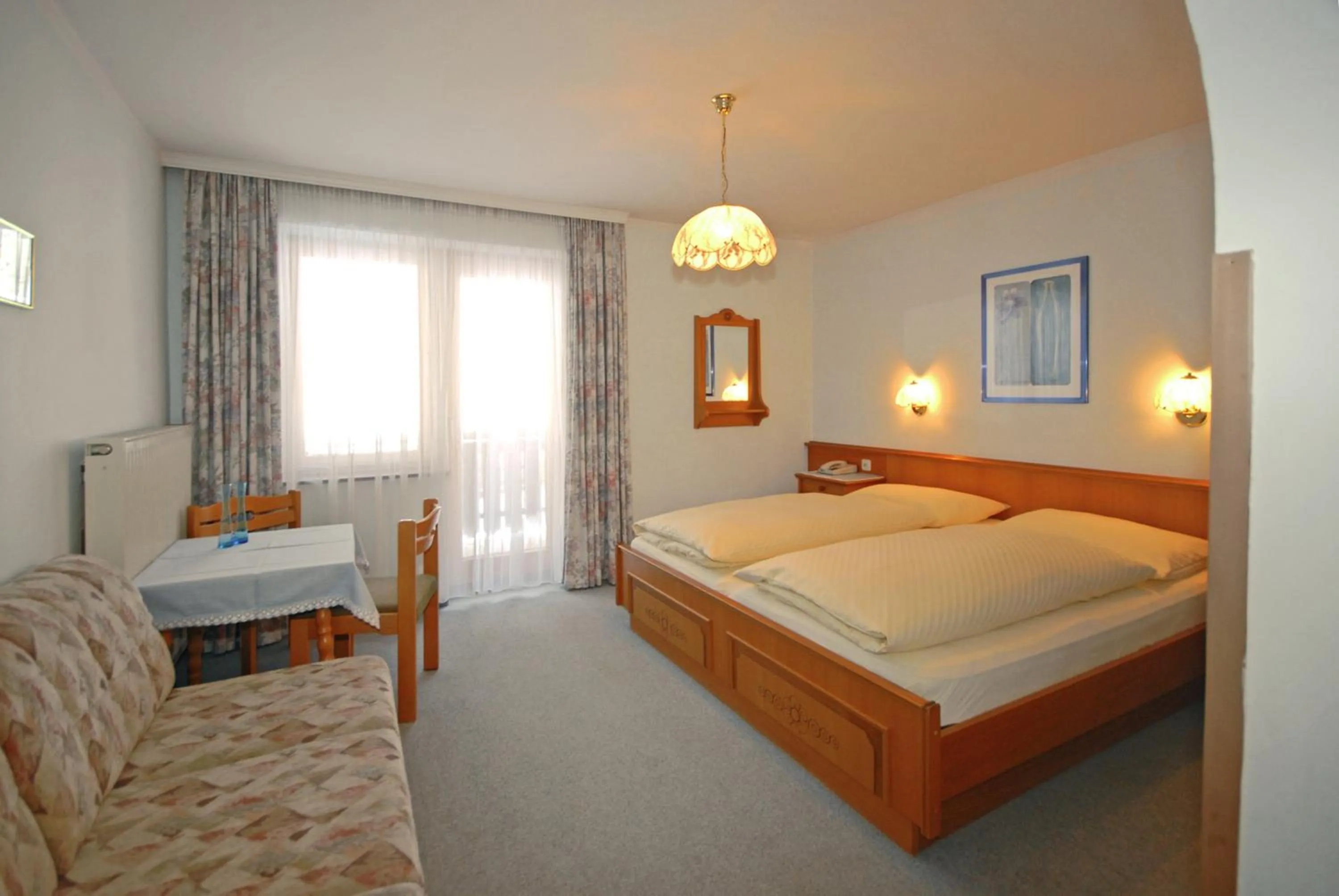 Photo of the whole room, Bed in Pension Riedlsperger