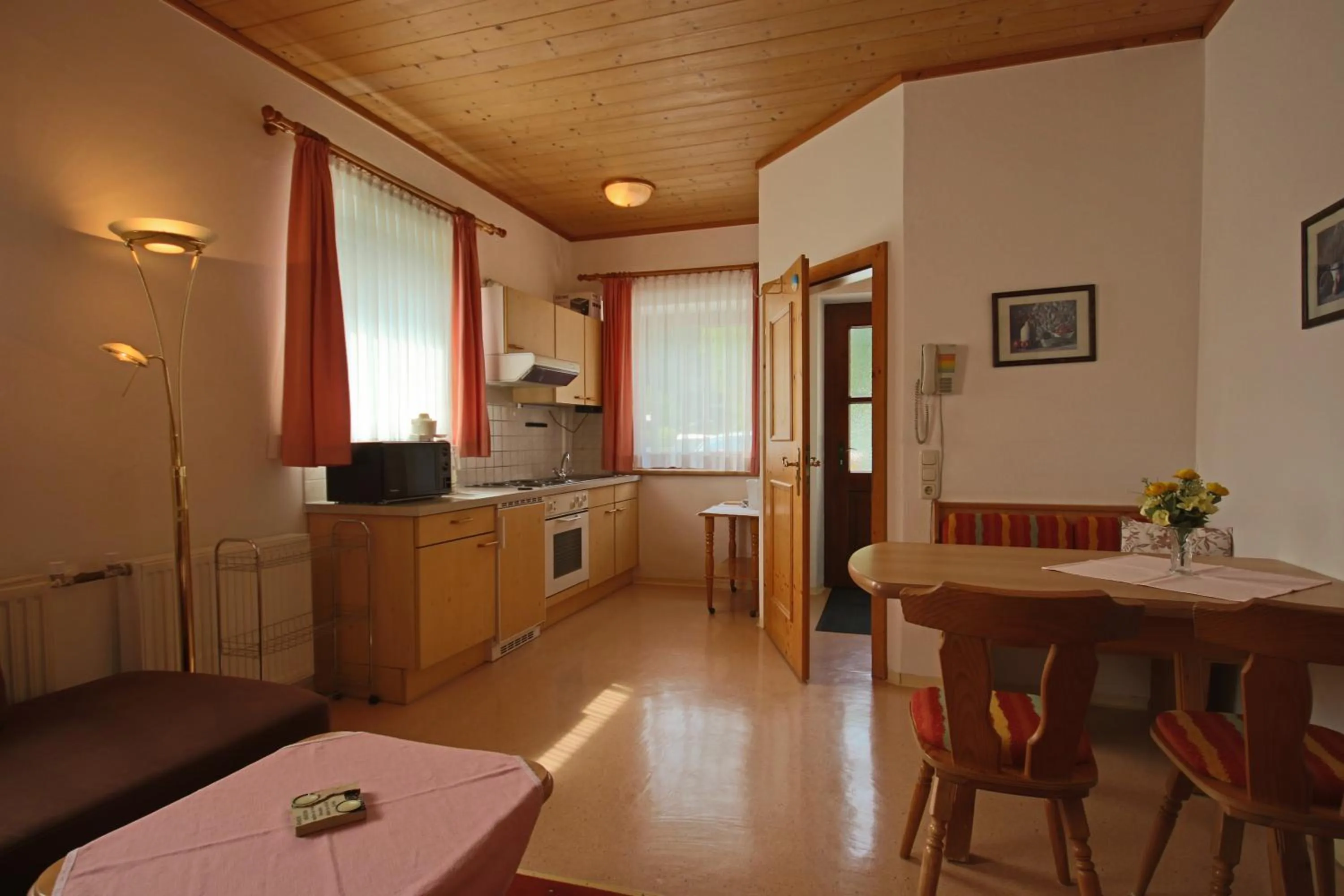 Kitchen or kitchenette in Pension Riedlsperger