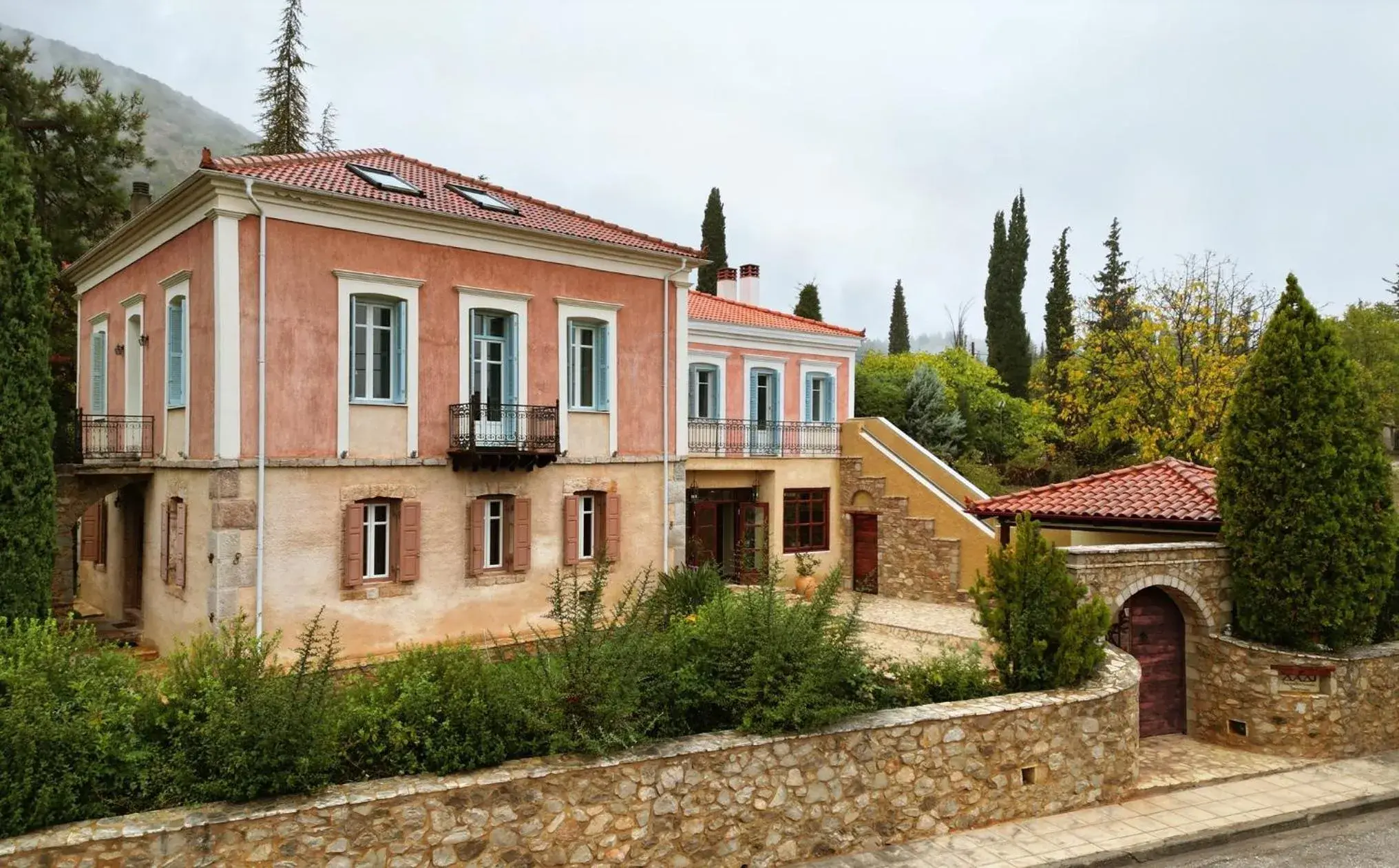 Archontiko Parnassus Dadi Archontiko Parnassus Dadi