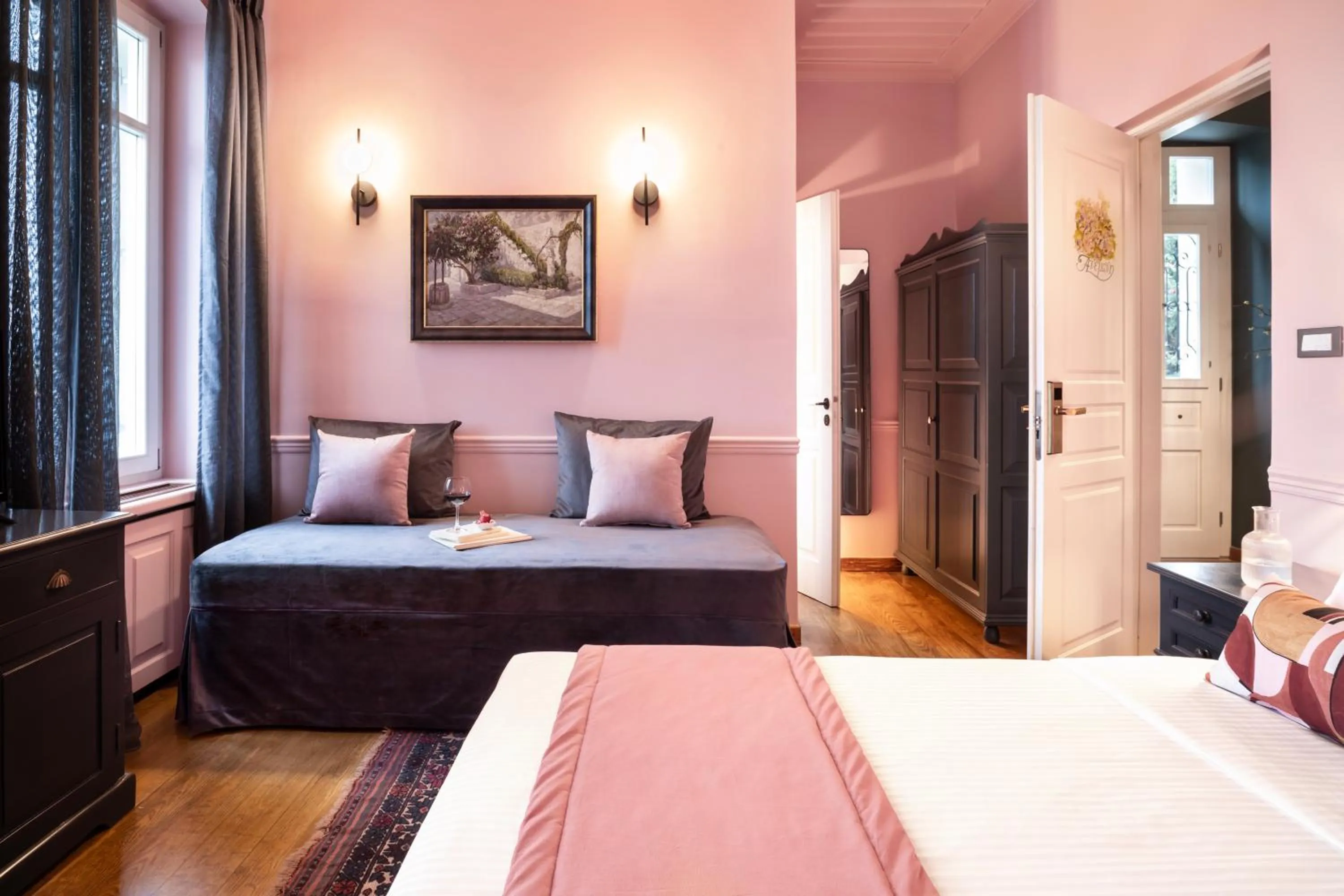 Bed in Archontiko Parnassus Dadi