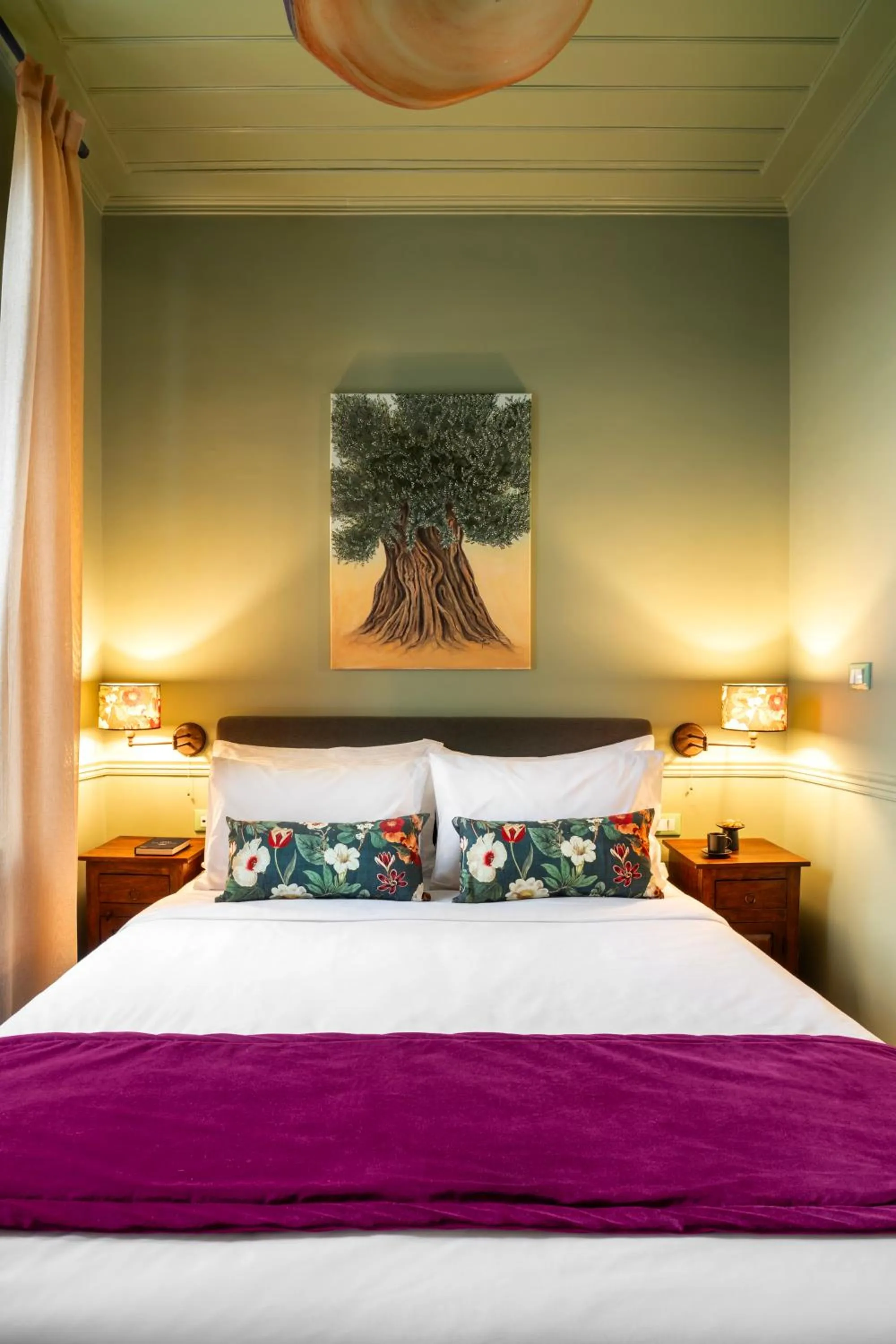 Bed in Archontiko Parnassus Dadi