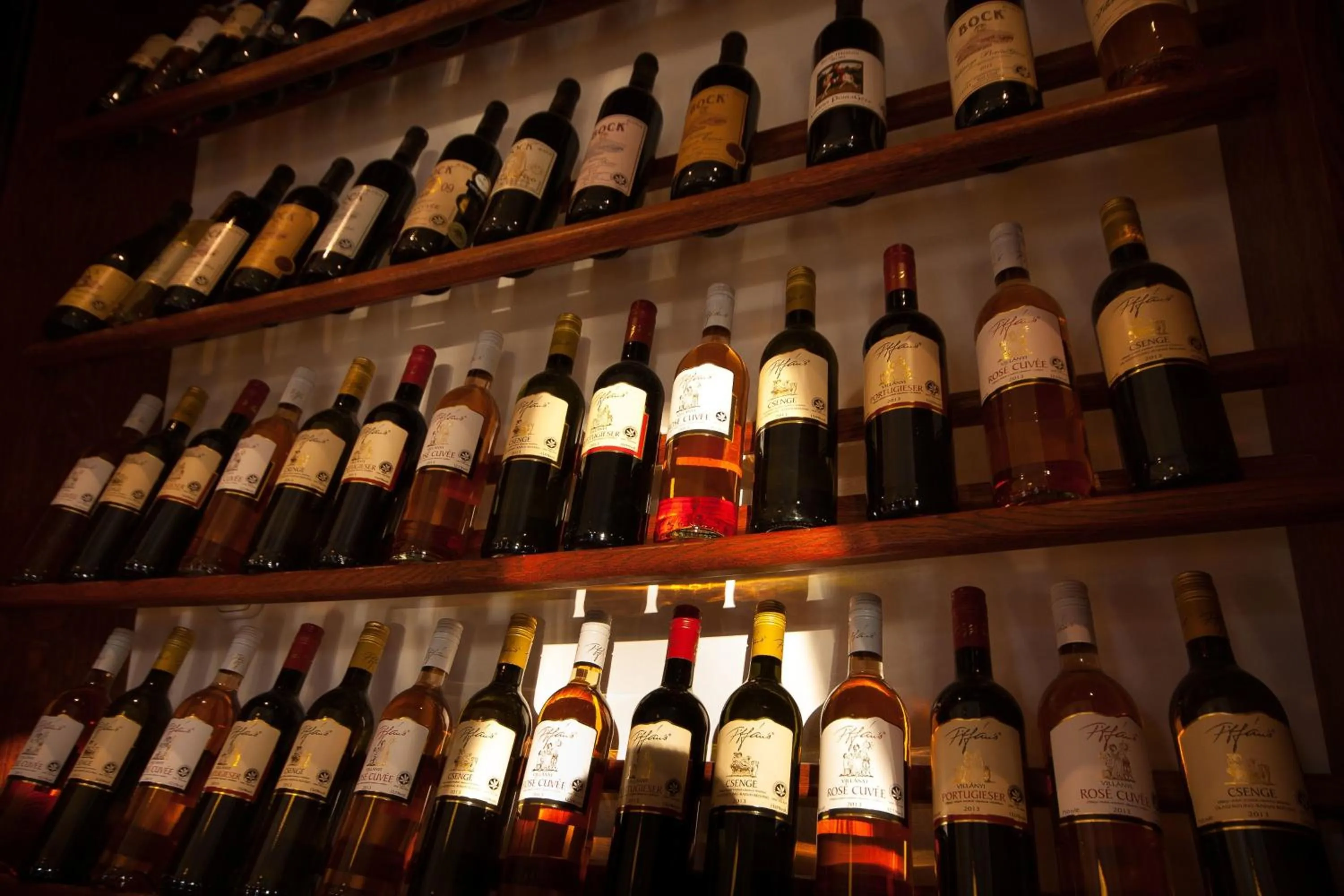 Restaurant/places to eat in Xavin Wellness Hotel & Restaurant