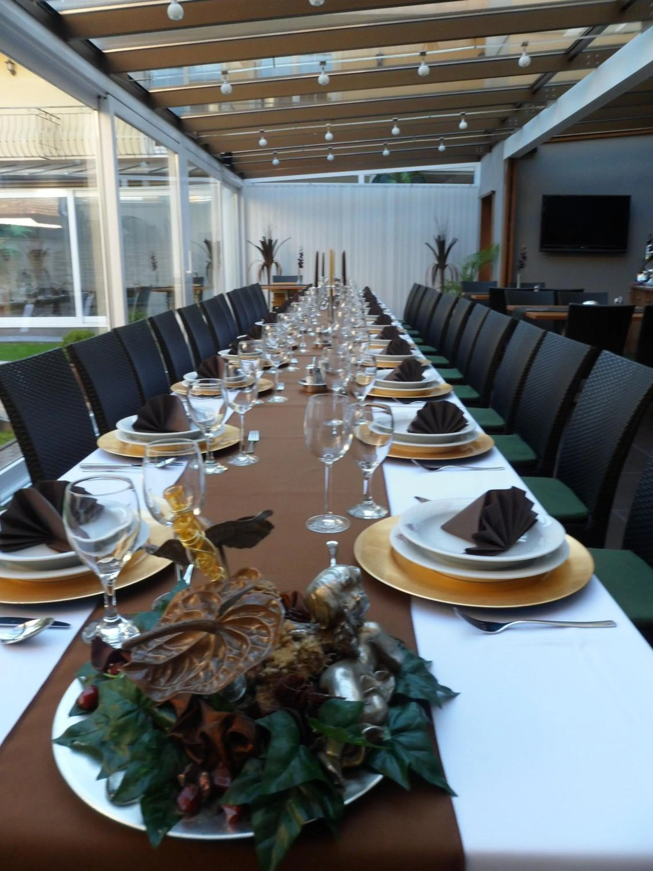 Restaurant/places to eat in Xavin Wellness Hotel & Restaurant