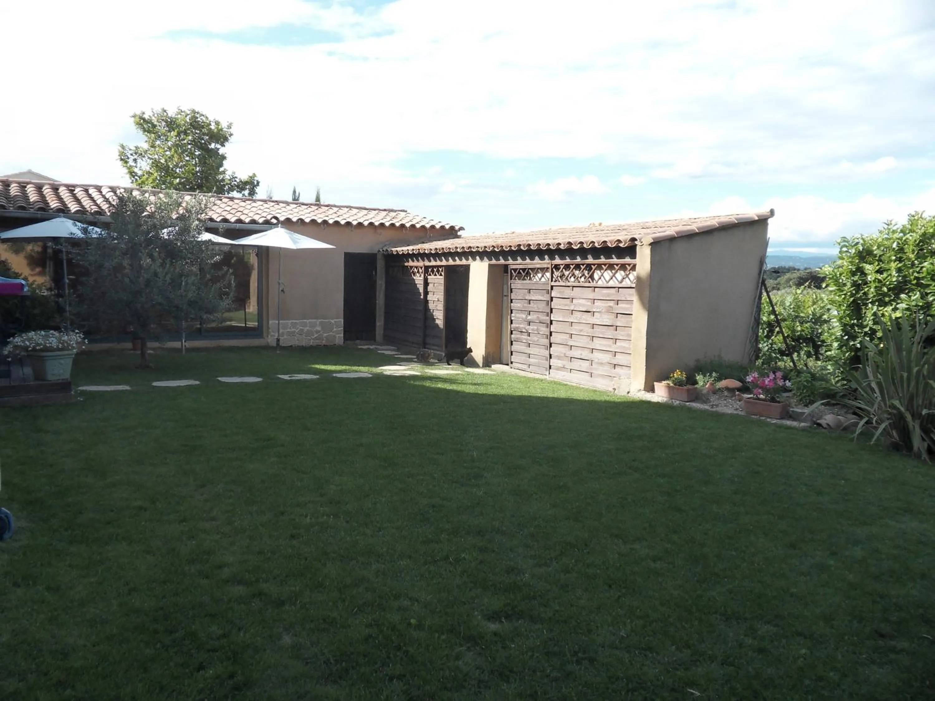 Garden in Le Jardin d'Ivana