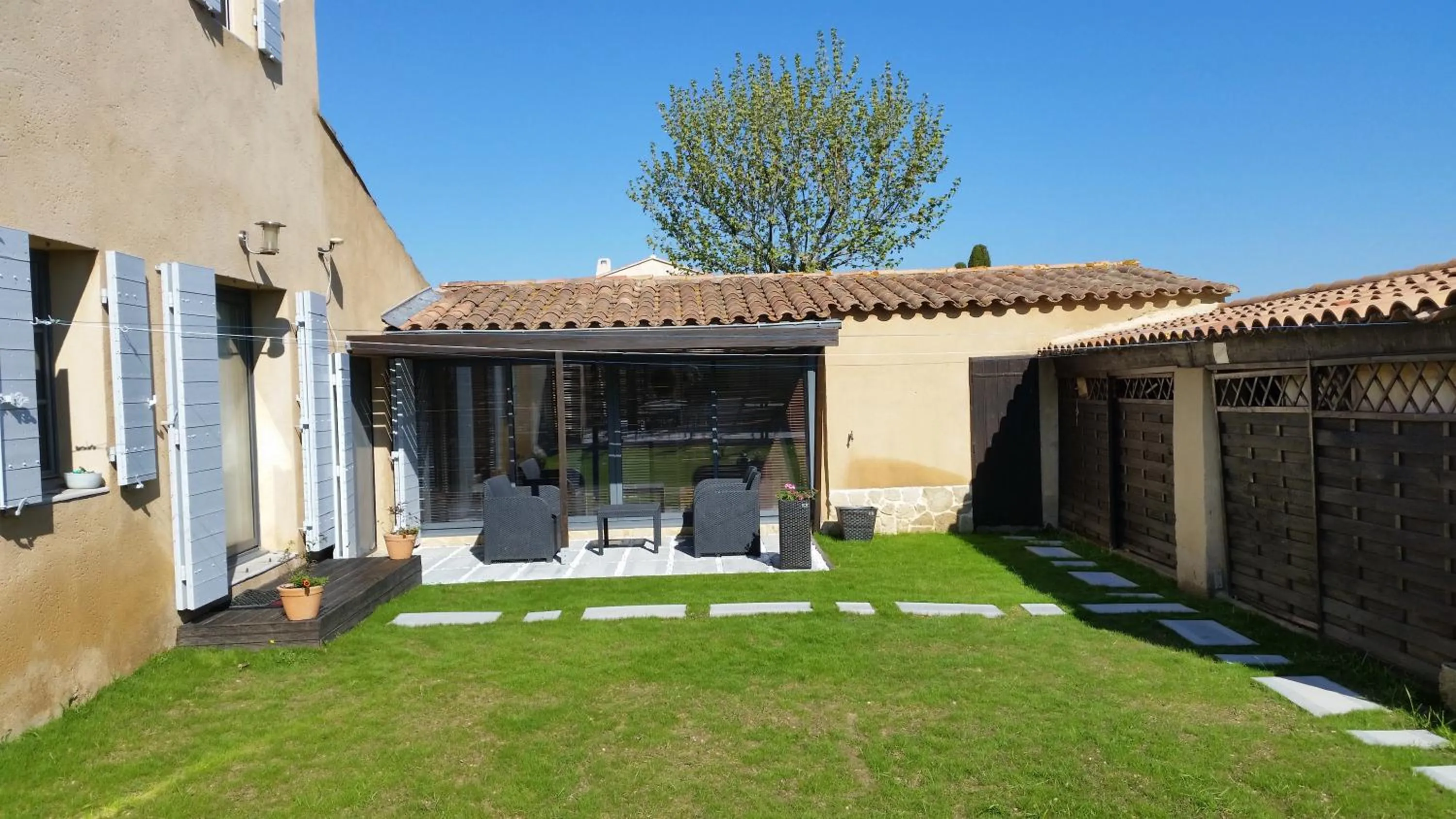 Garden in Le Jardin d'Ivana