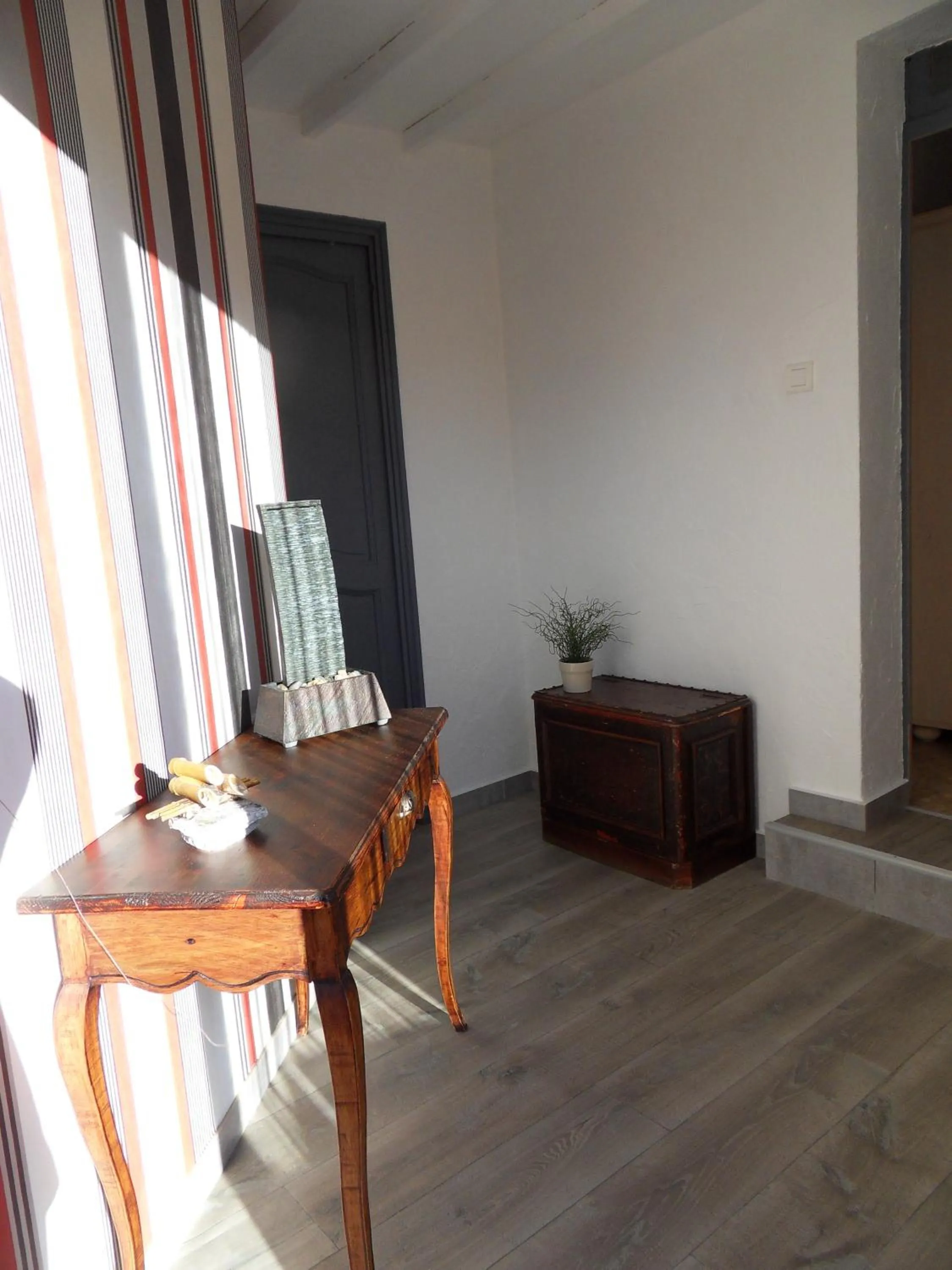 Seating area in Le Jardin d'Ivana