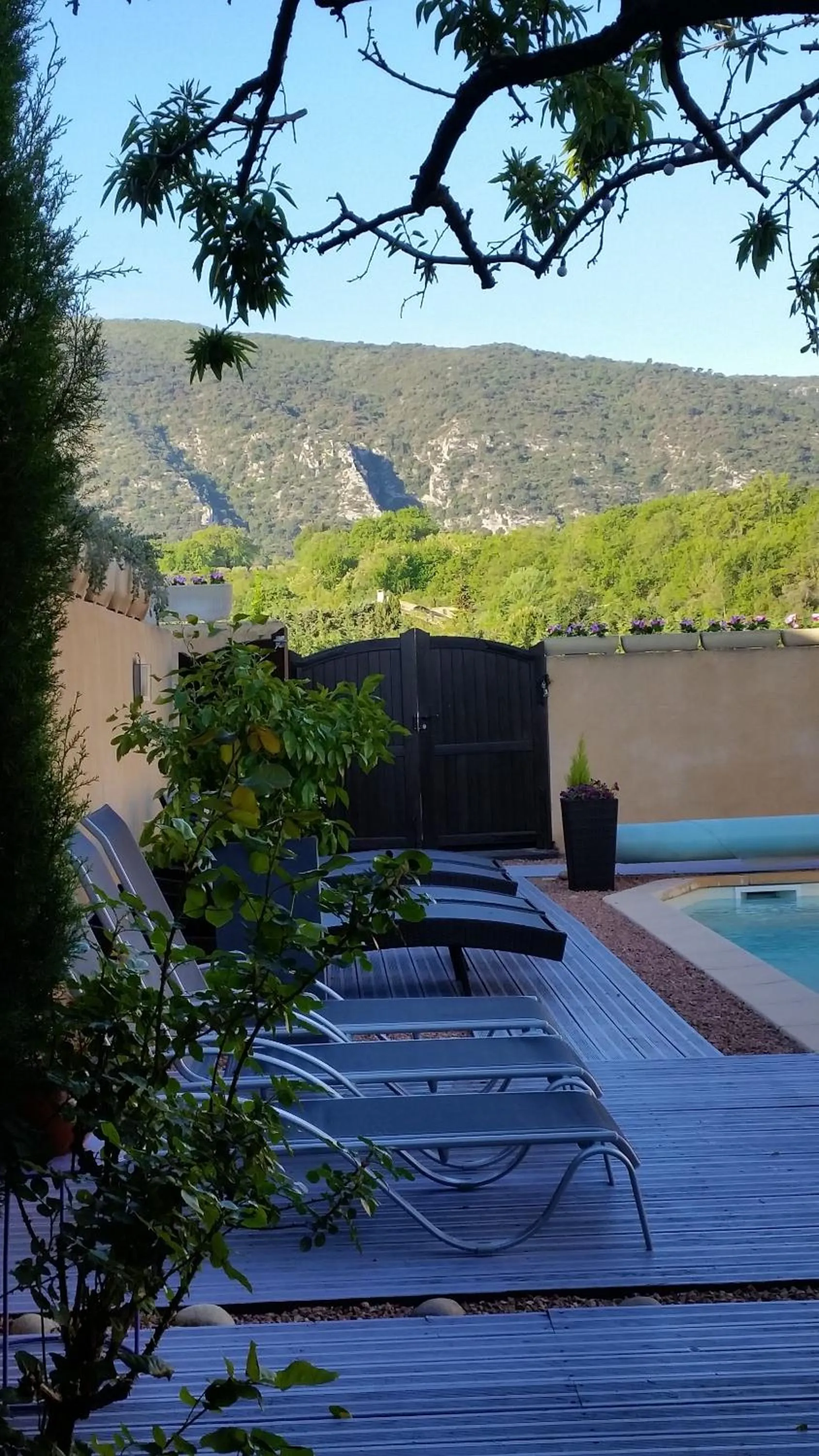 Mountain view in Le Jardin d'Ivana