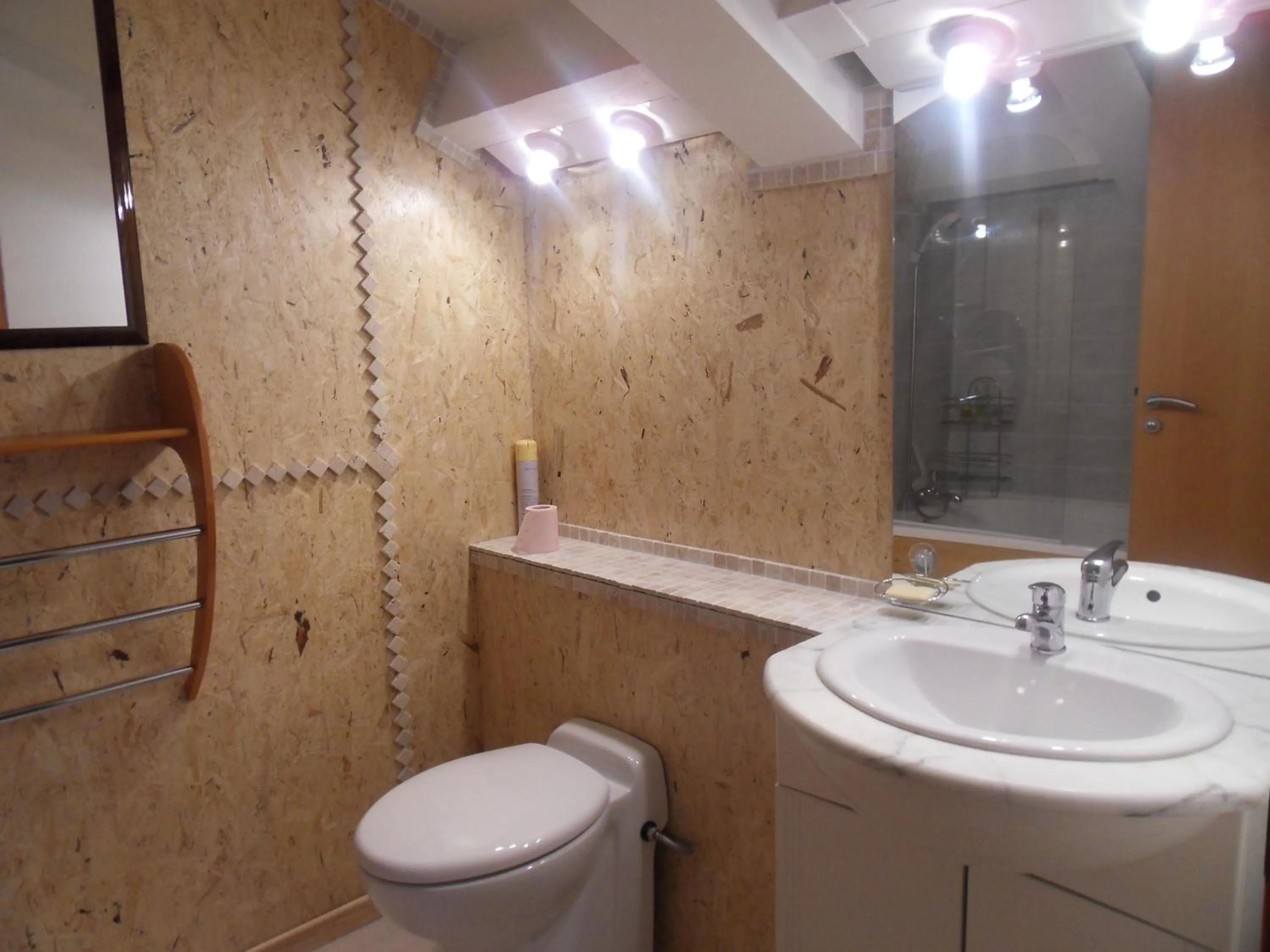 Bathroom in Le Jardin d'Ivana