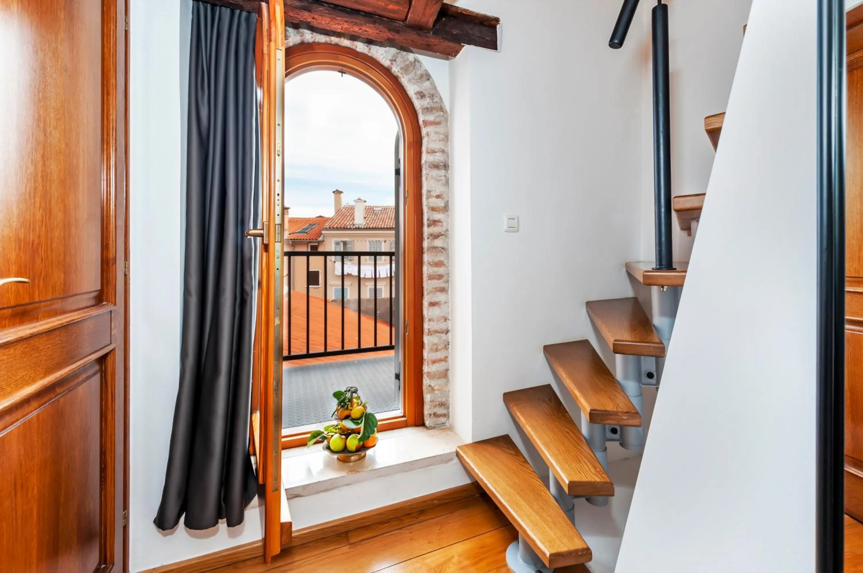 View (from property/room) in Noemi's rooms