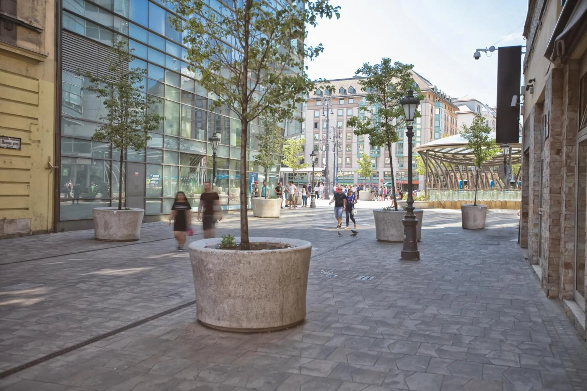 Property building in Budapest Passage 1