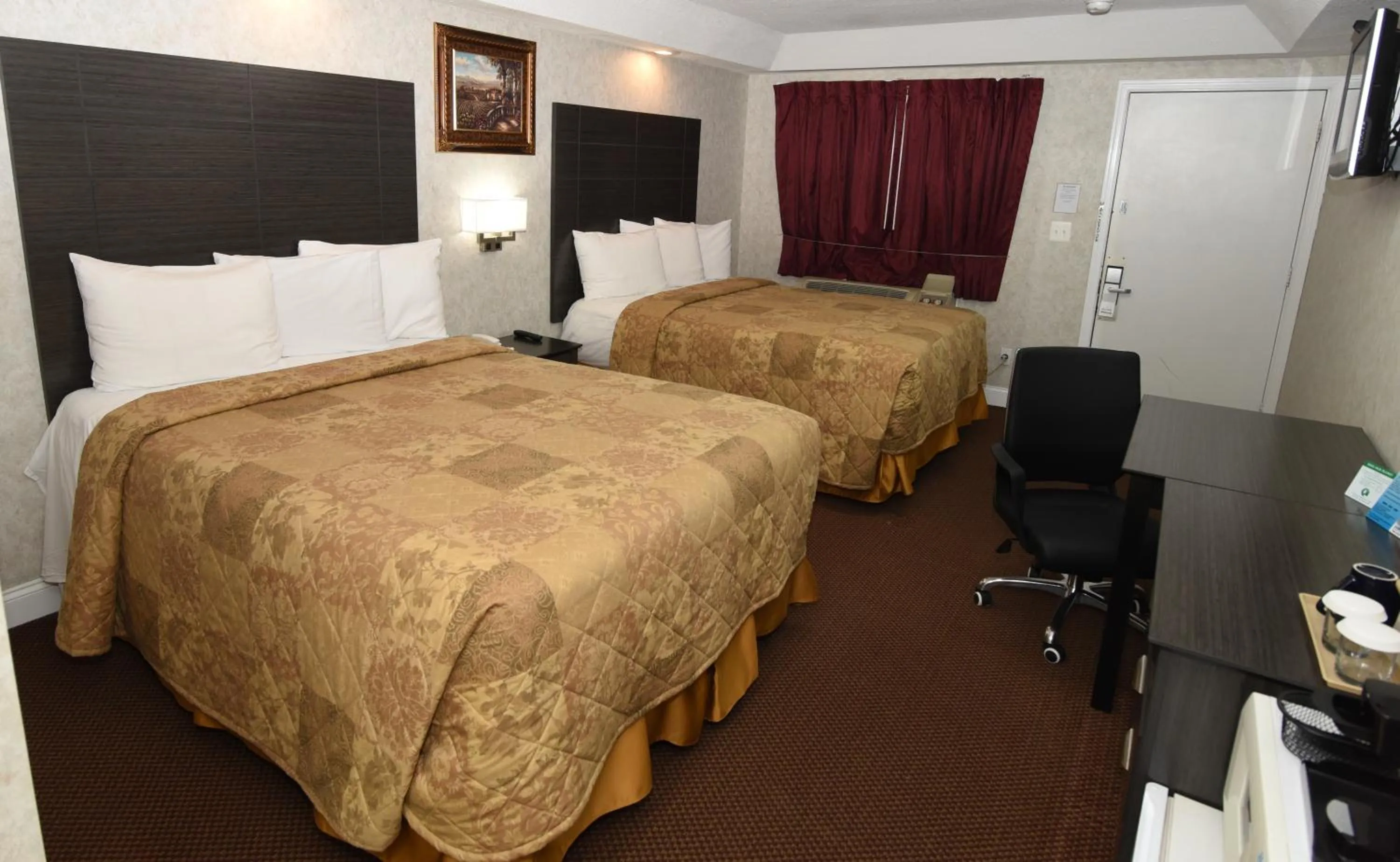 Photo of the whole room, Bed in Country View Inn & Suites Atlantic City