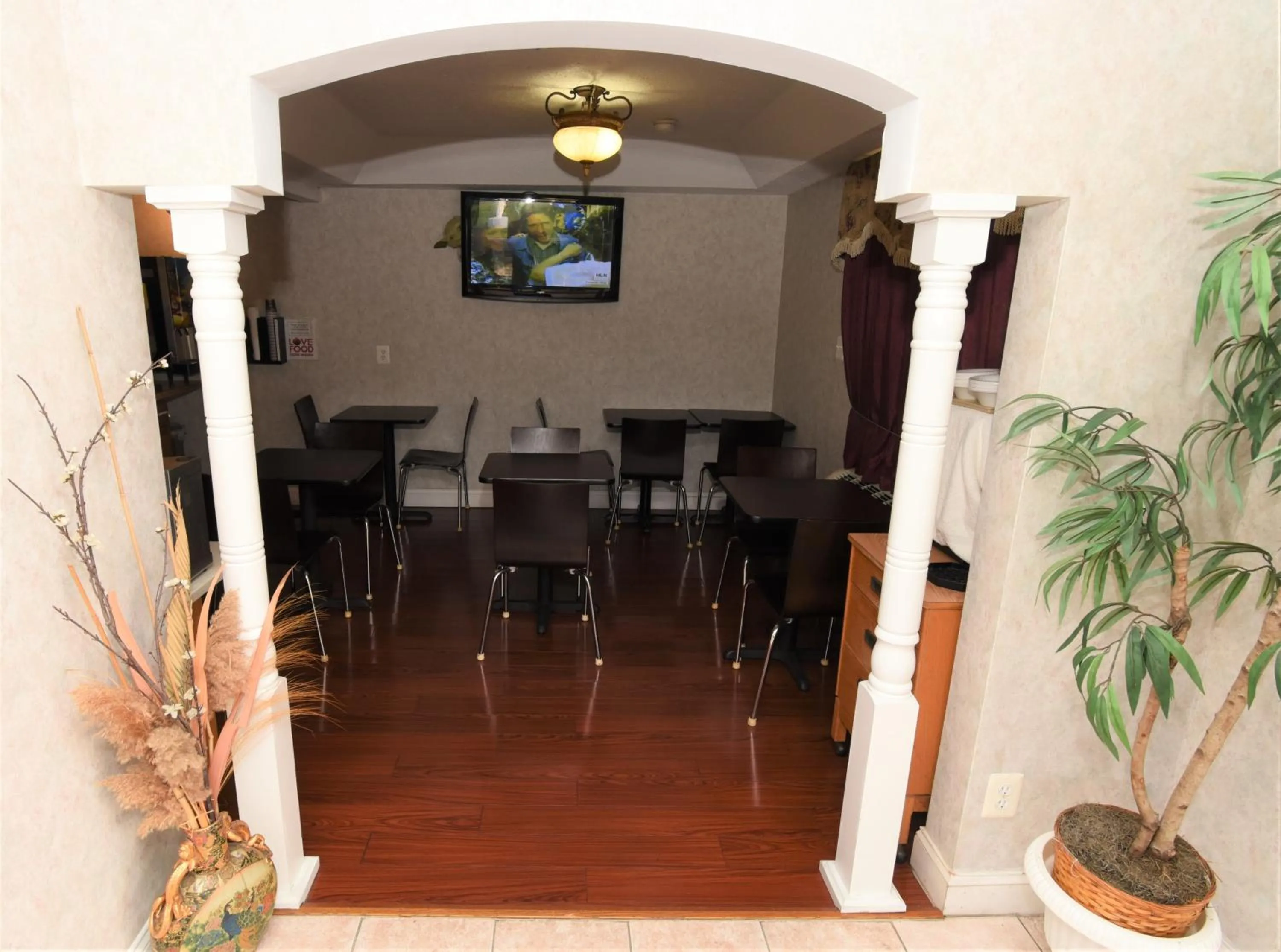 Dining area in Country View Inn & Suites Atlantic City