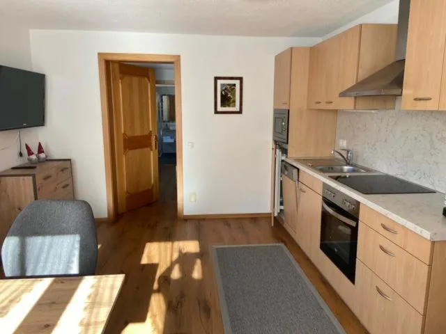 Kitchen or kitchenette in Gasthaus Muntafuner Stöbli