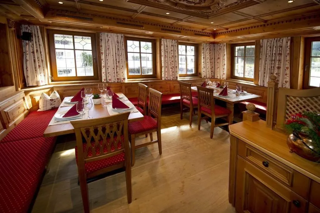 Restaurant/places to eat in Gasthaus Muntafuner Stöbli